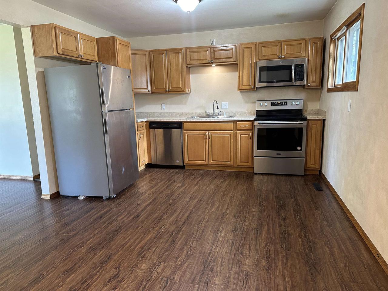 2641 Roosevelt Avenue