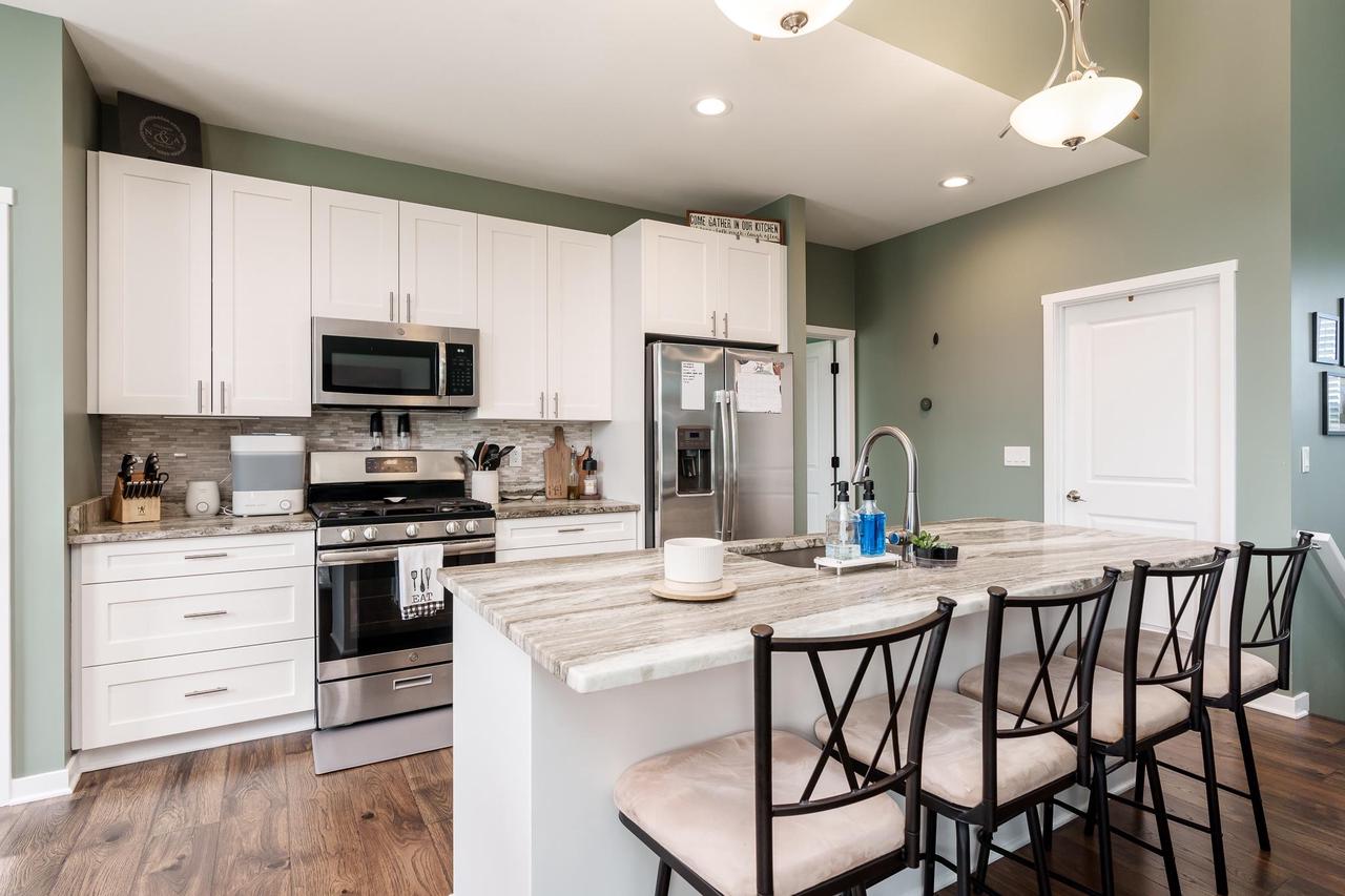 408 Comfortcove Street