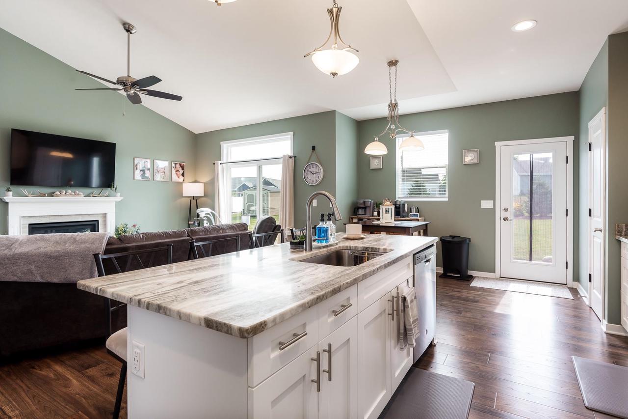 408 Comfortcove Street