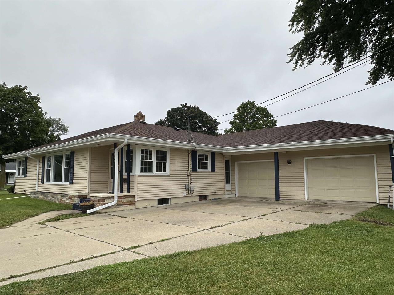 1107 Menard Street