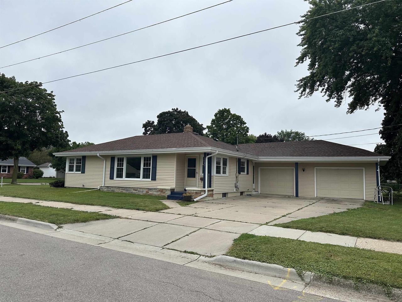 1107 Menard Street