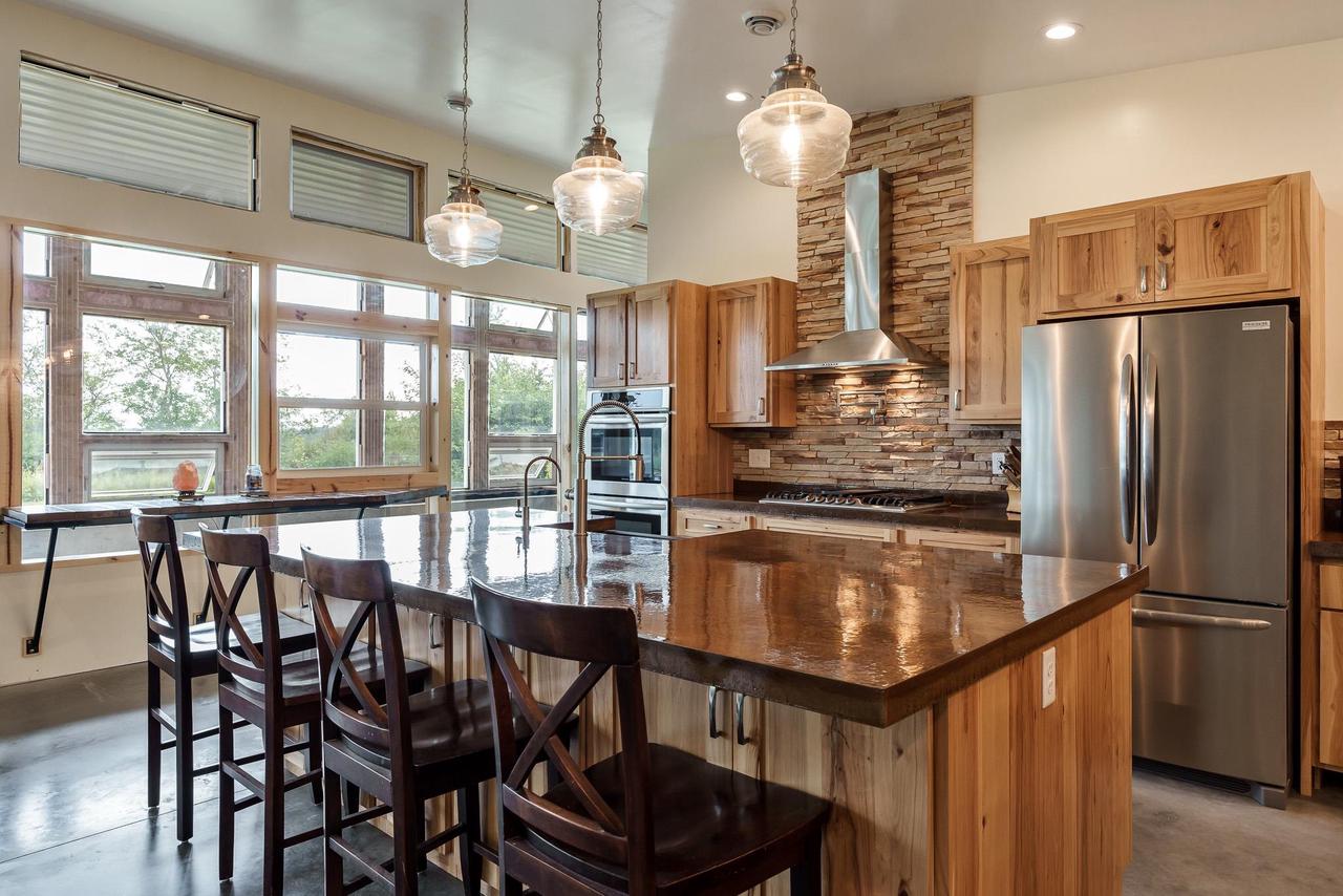 7650 South Johnson Road