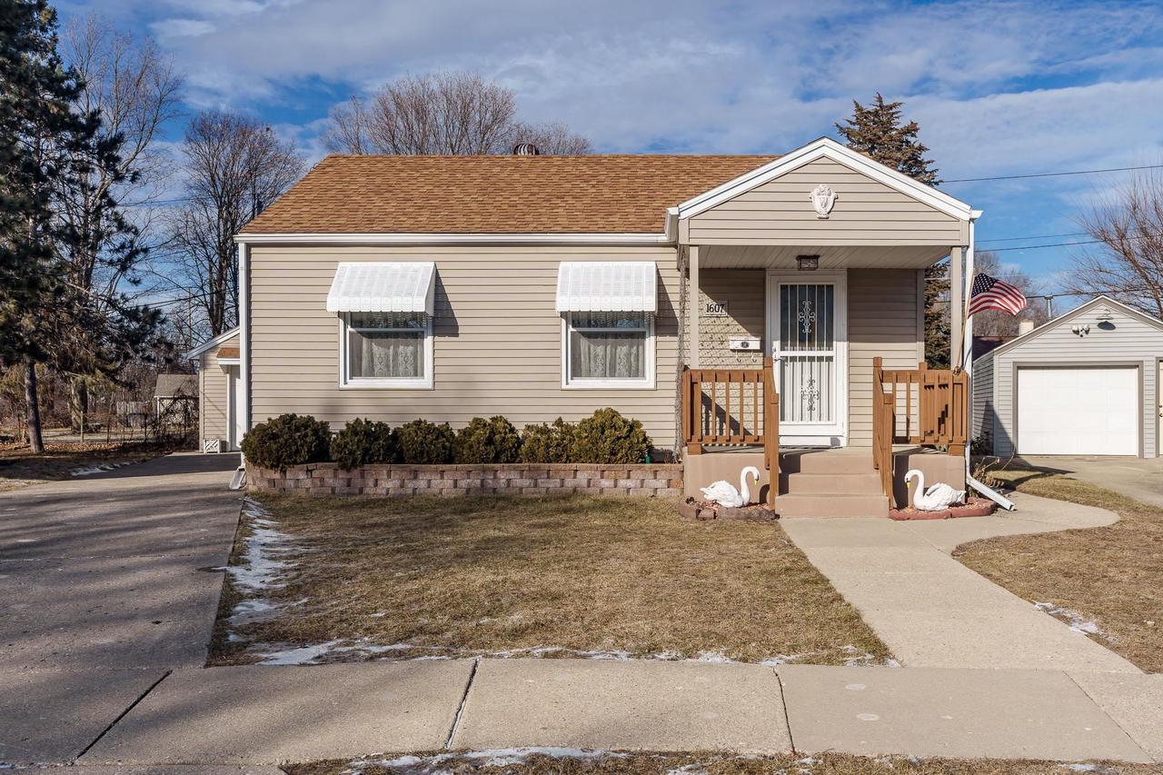 1607 Ashland Avenue