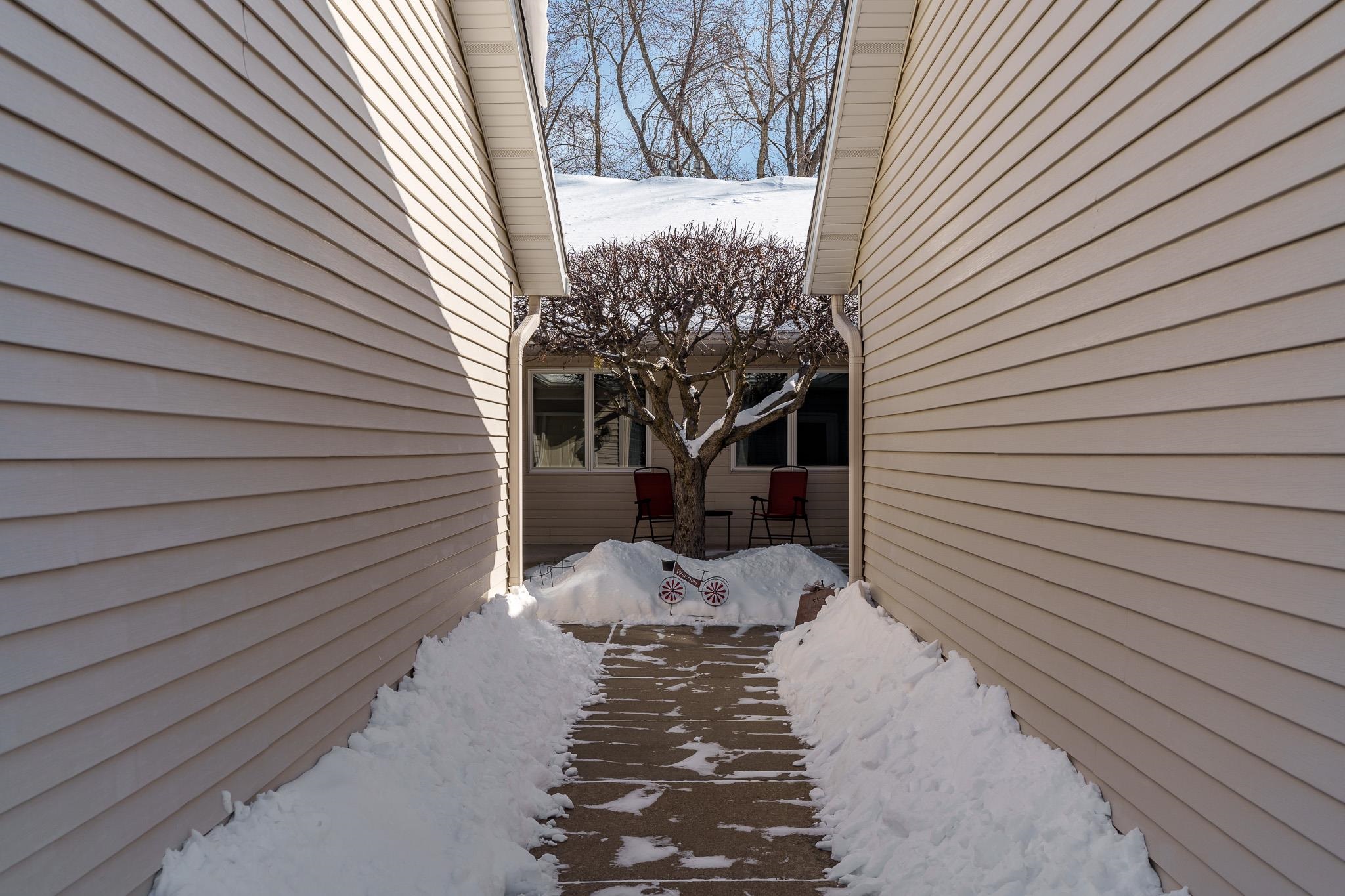 1515 Hackett Street