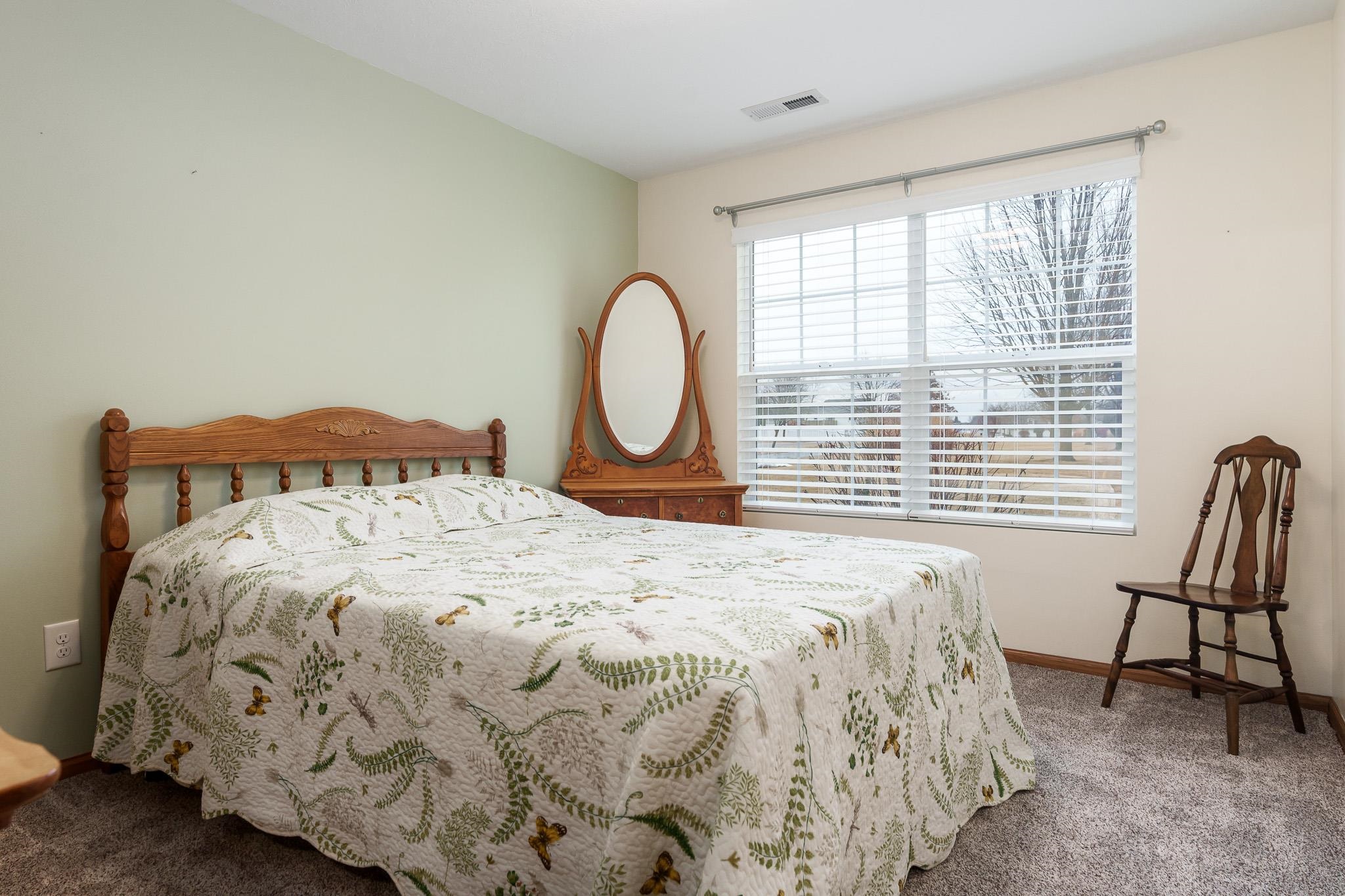 2504 Edgewood Drive