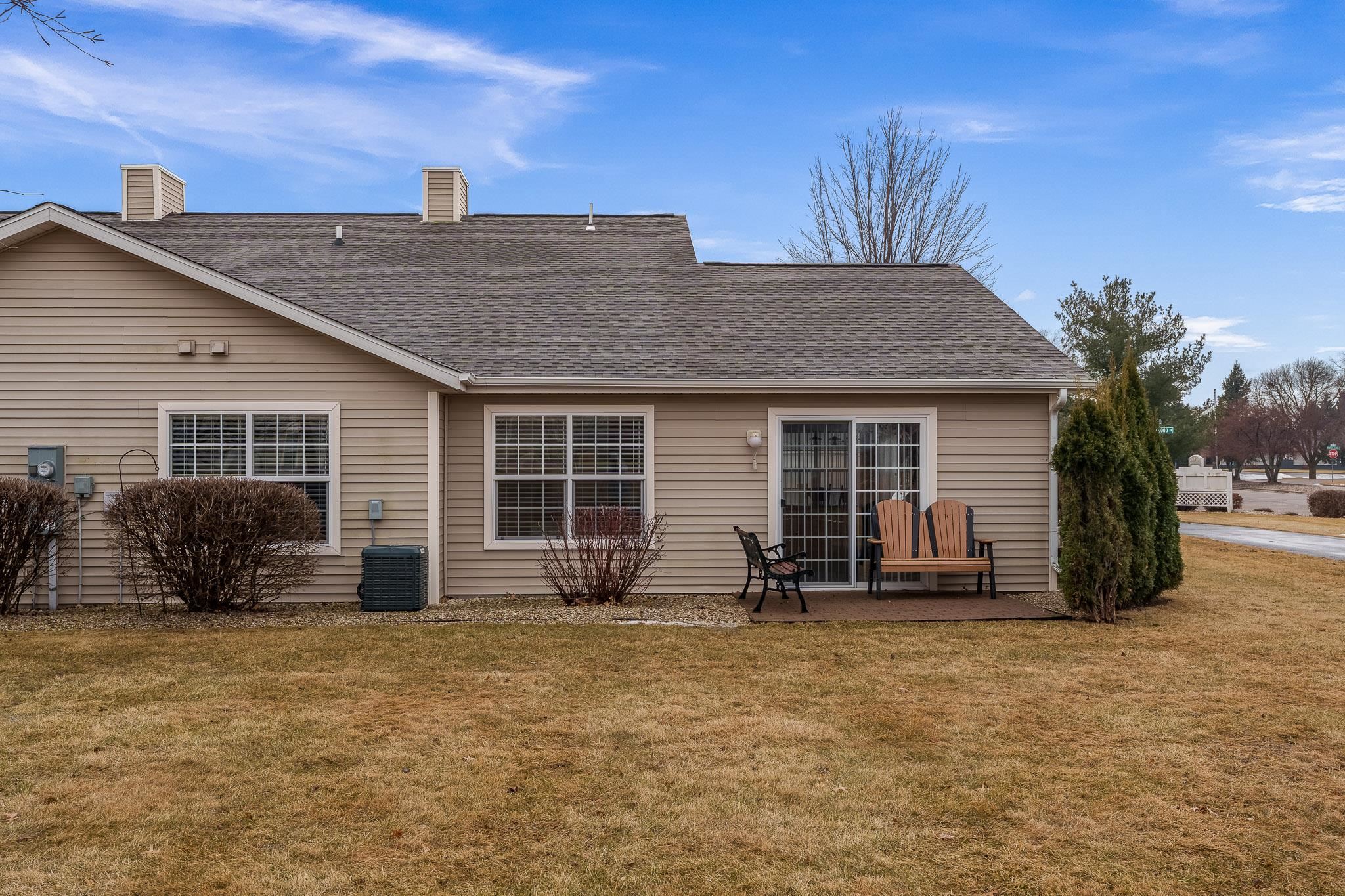 2504 Edgewood Drive