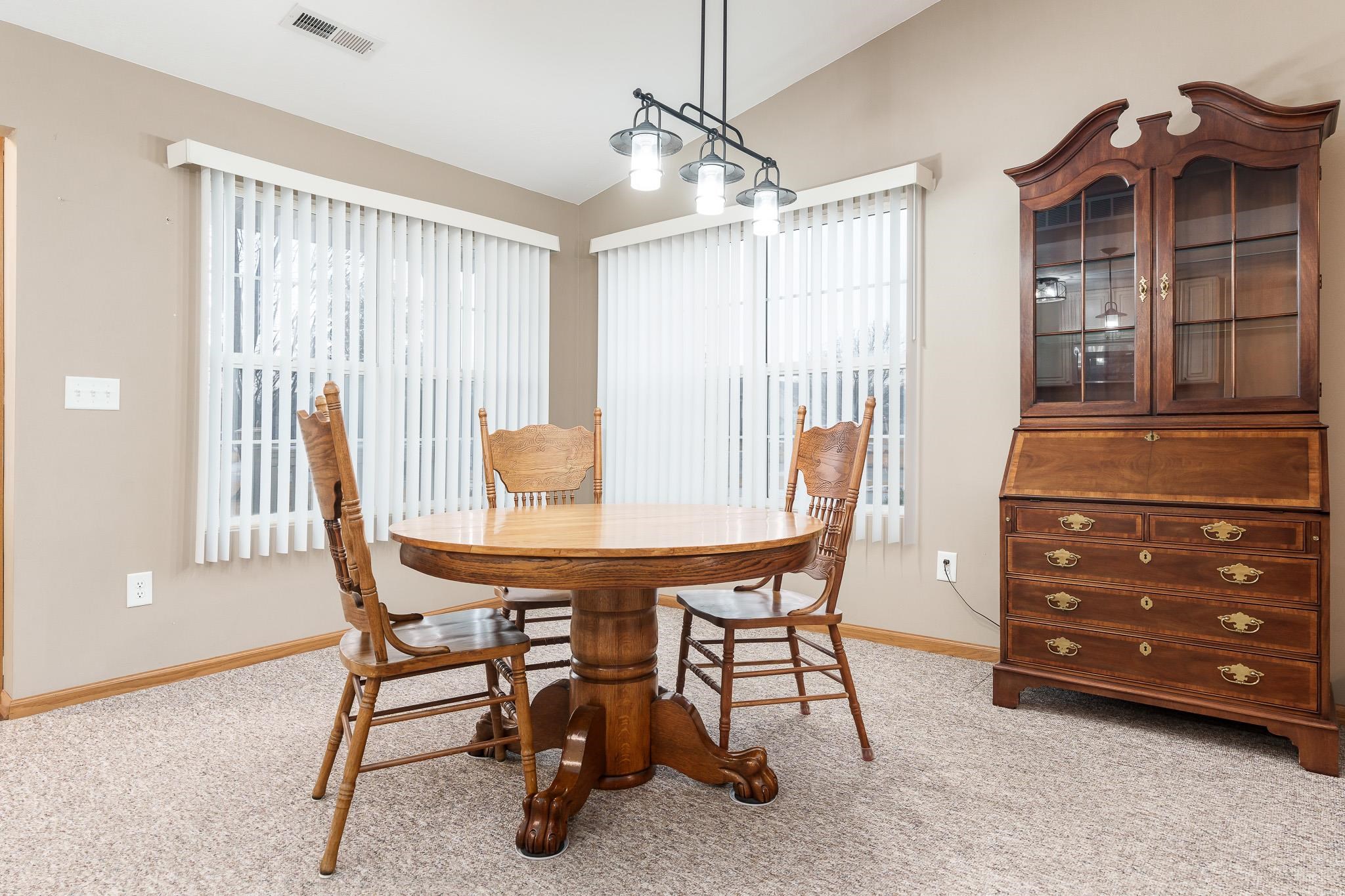 2504 Edgewood Drive