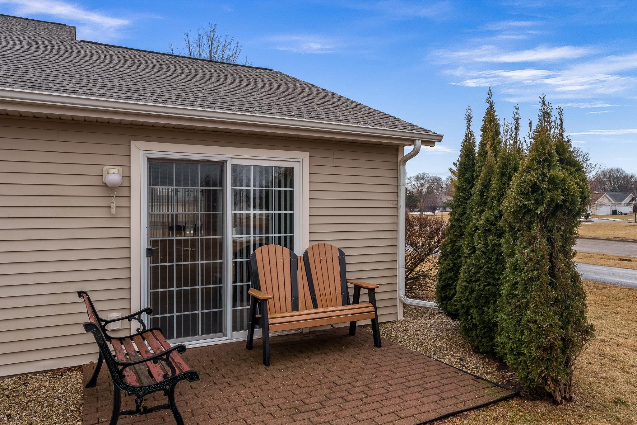 2504 Edgewood Drive