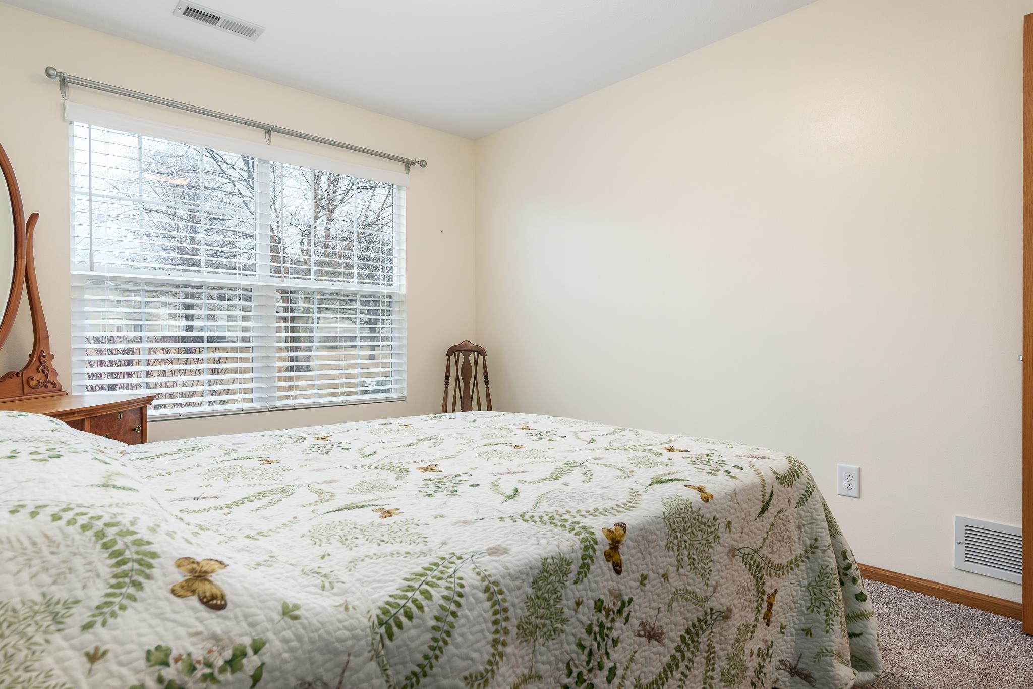 2504 Edgewood Drive