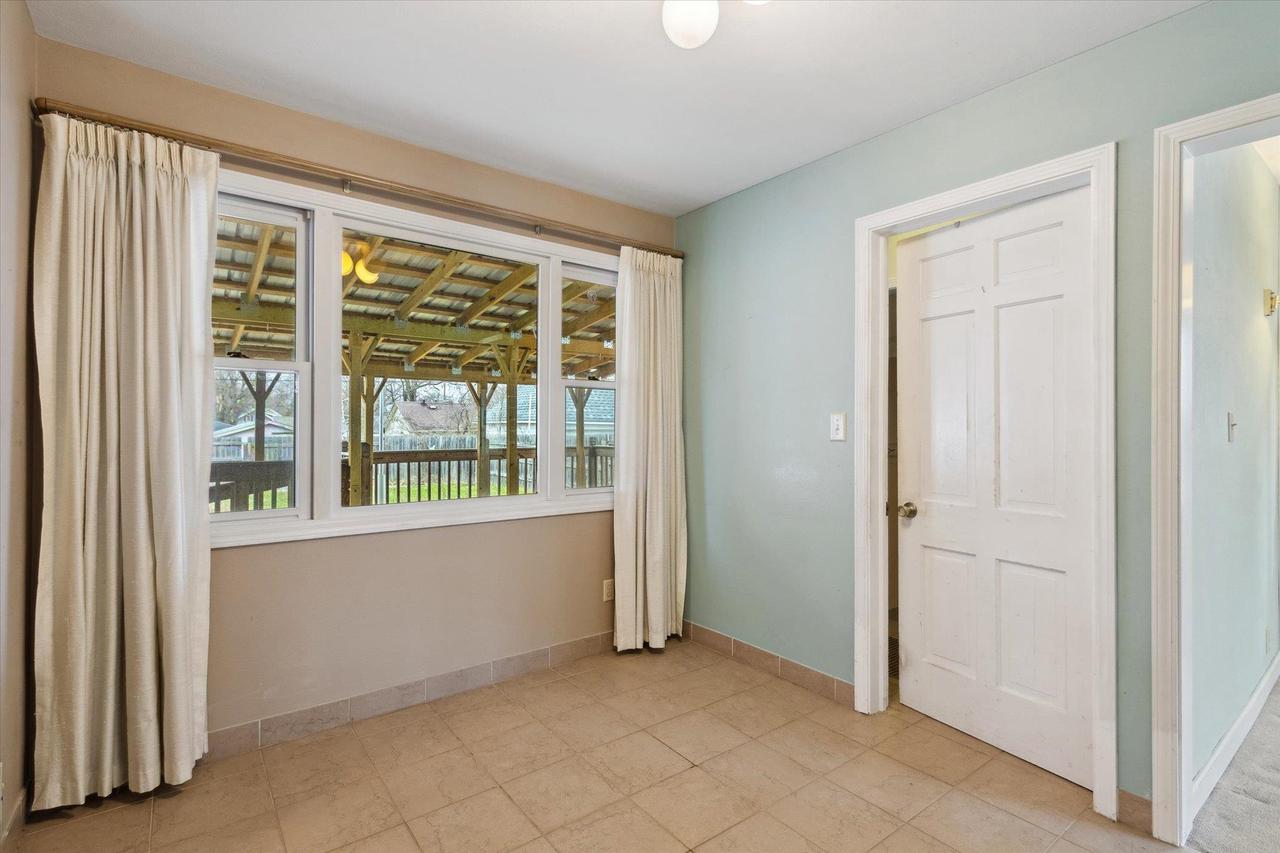1343 Highland Avenue