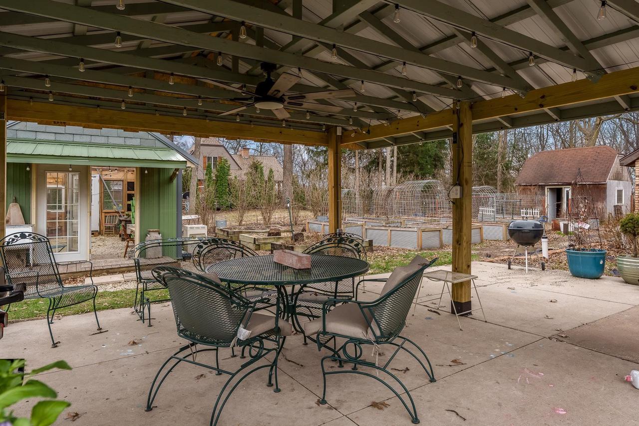 11432 South Smythe School Road