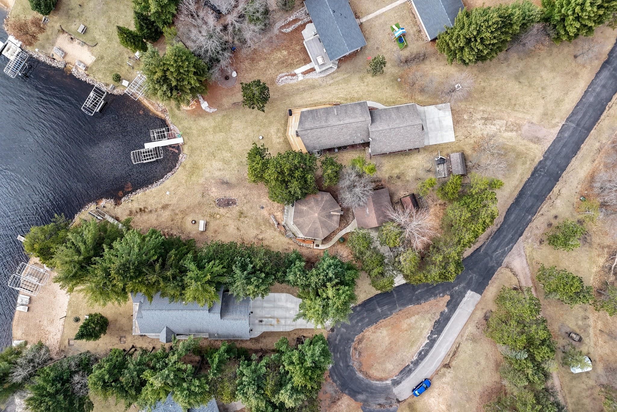 333 Lions Head Court