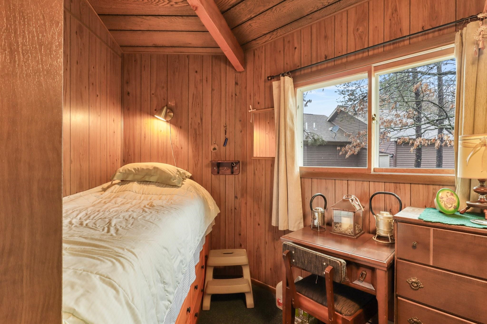 333 Lions Head Court