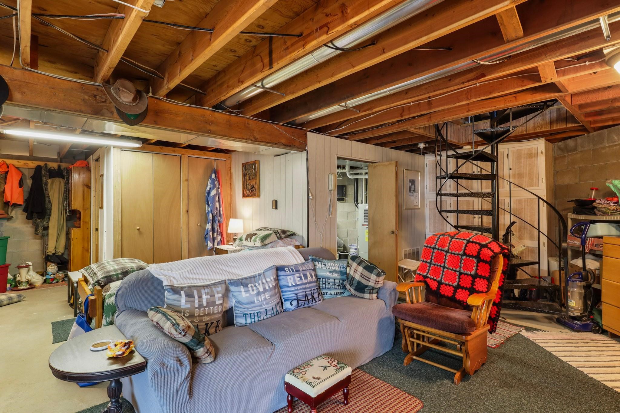 333 Lions Head Court