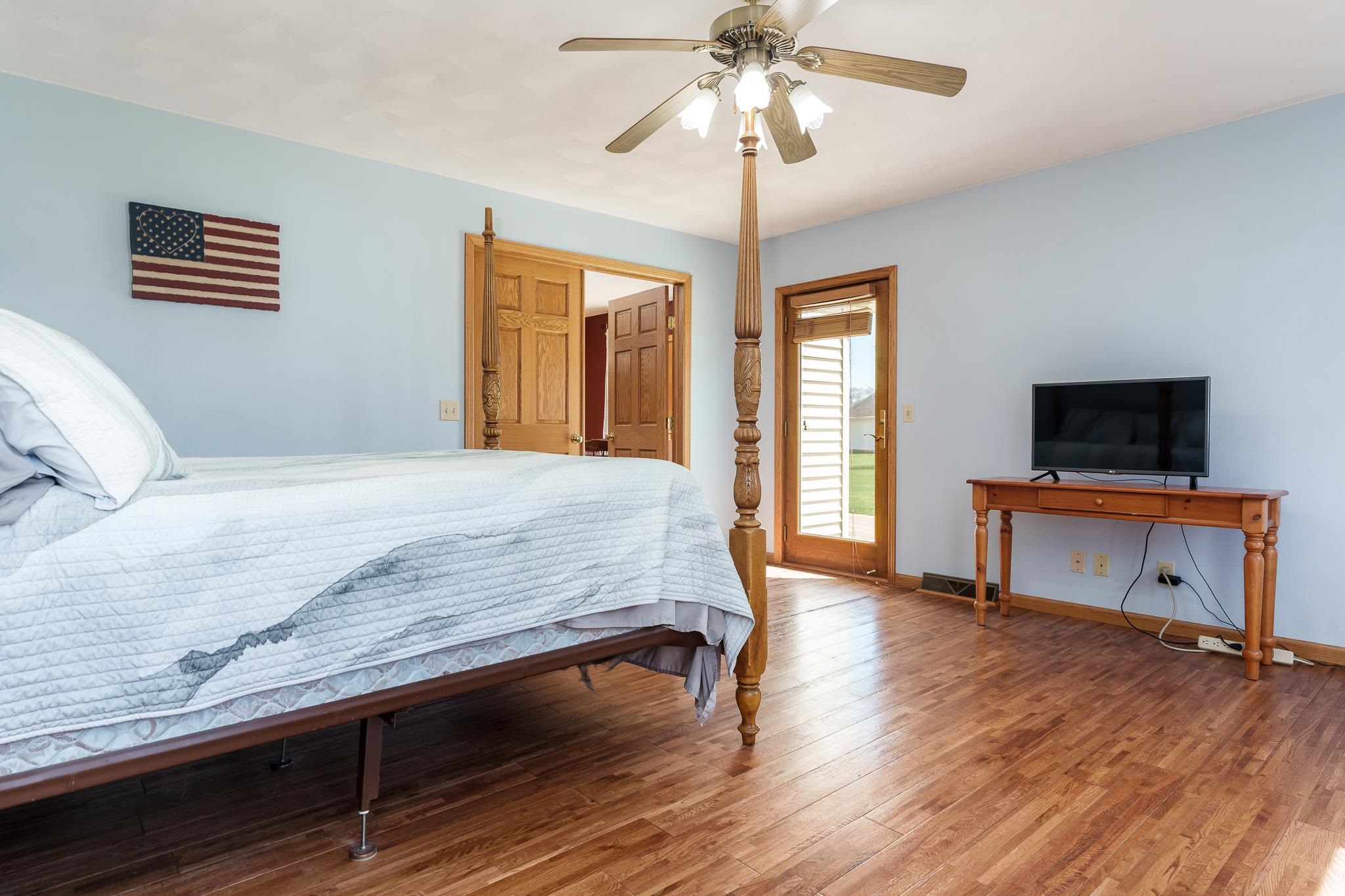 2827 S Waterford Court