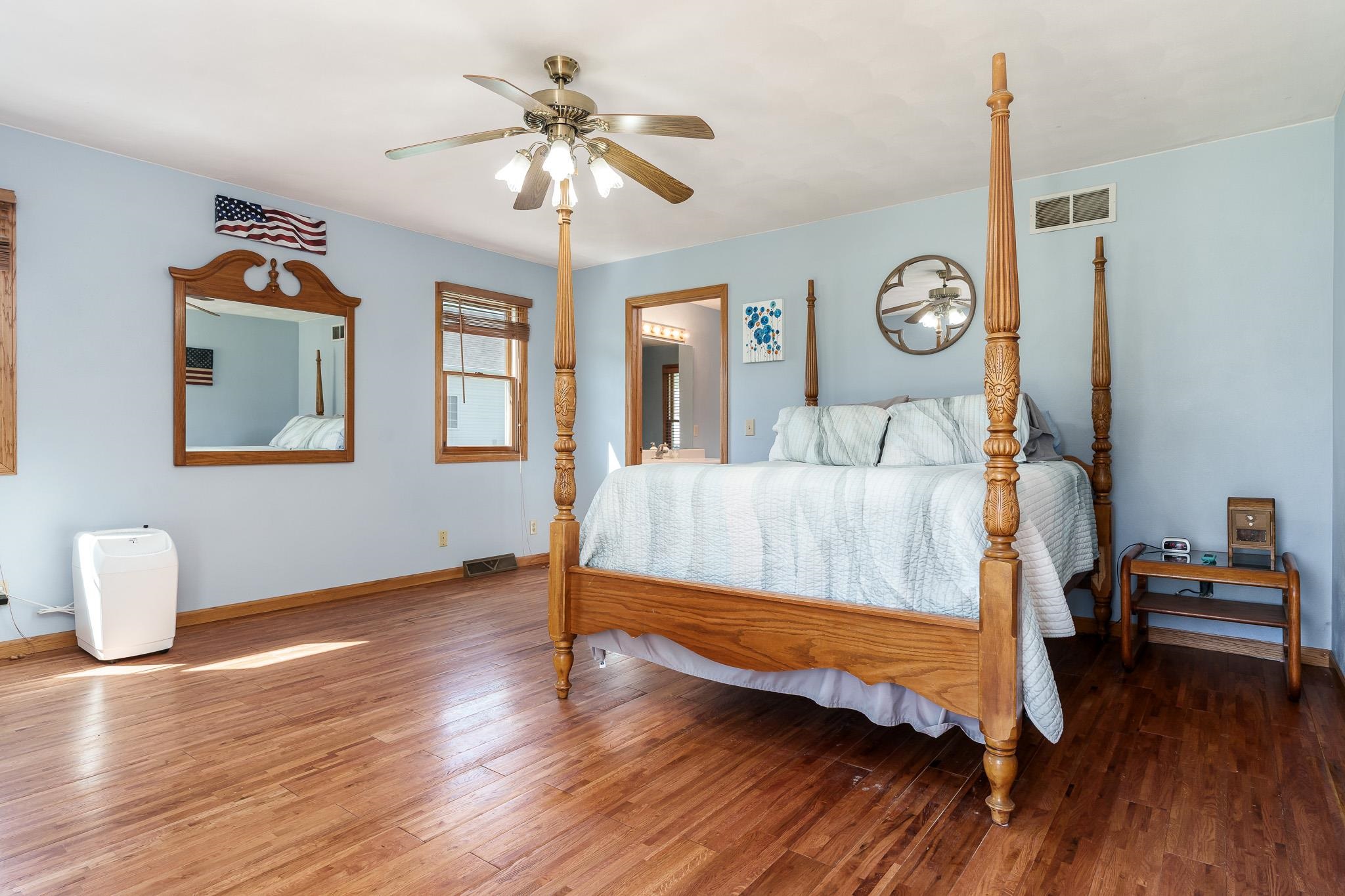 2827 S Waterford Court