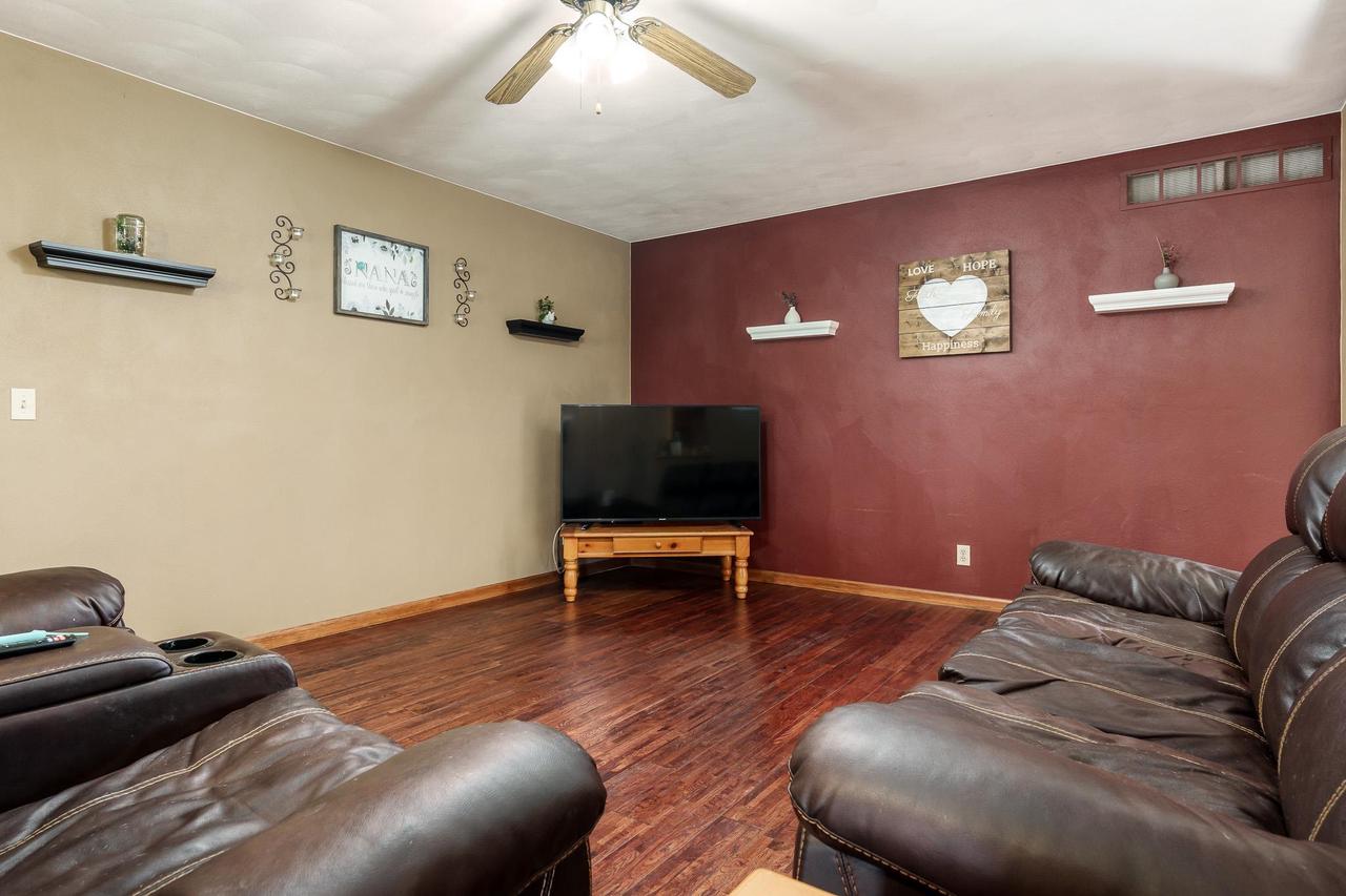 2827 South Waterford Court