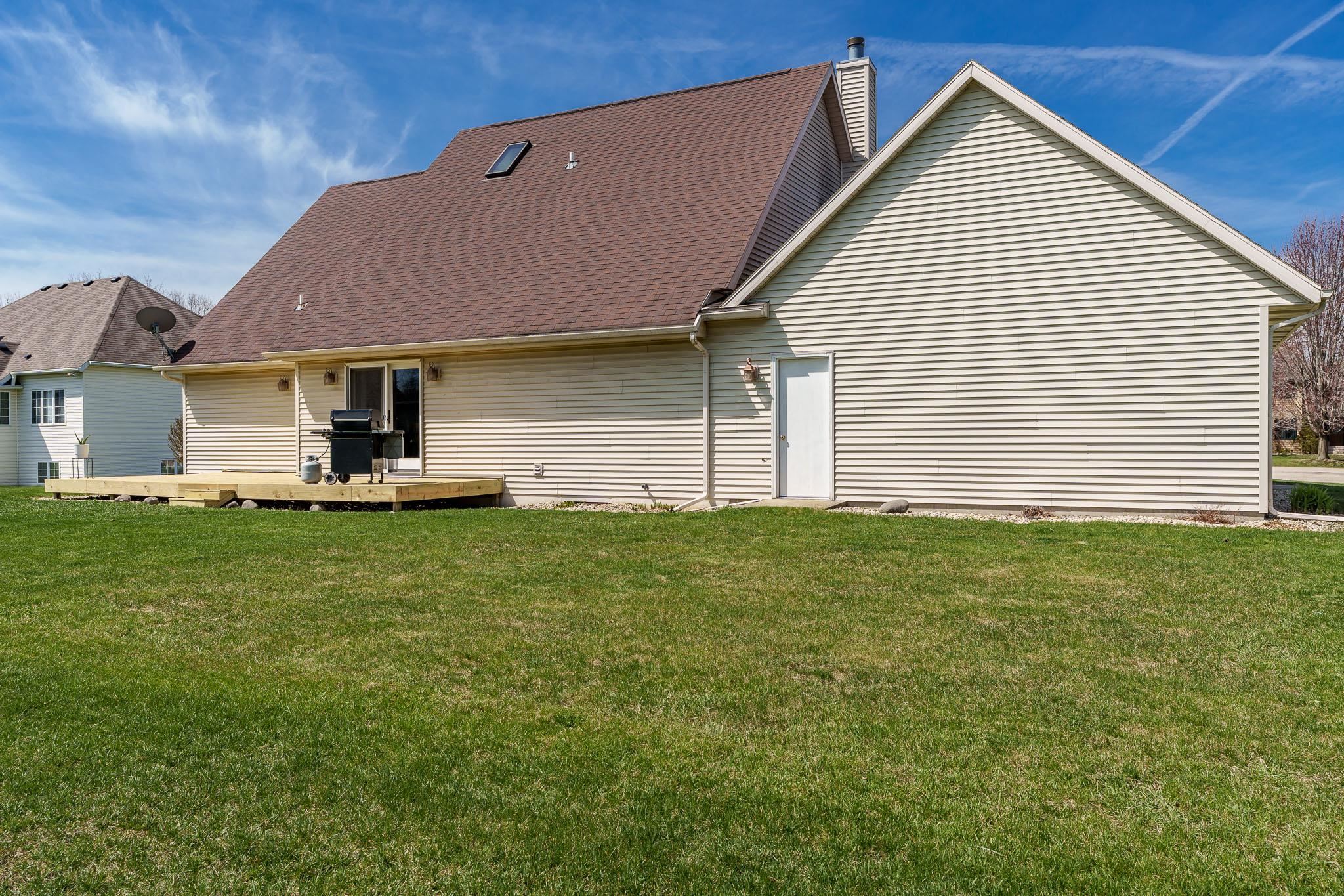 2827 S Waterford Court