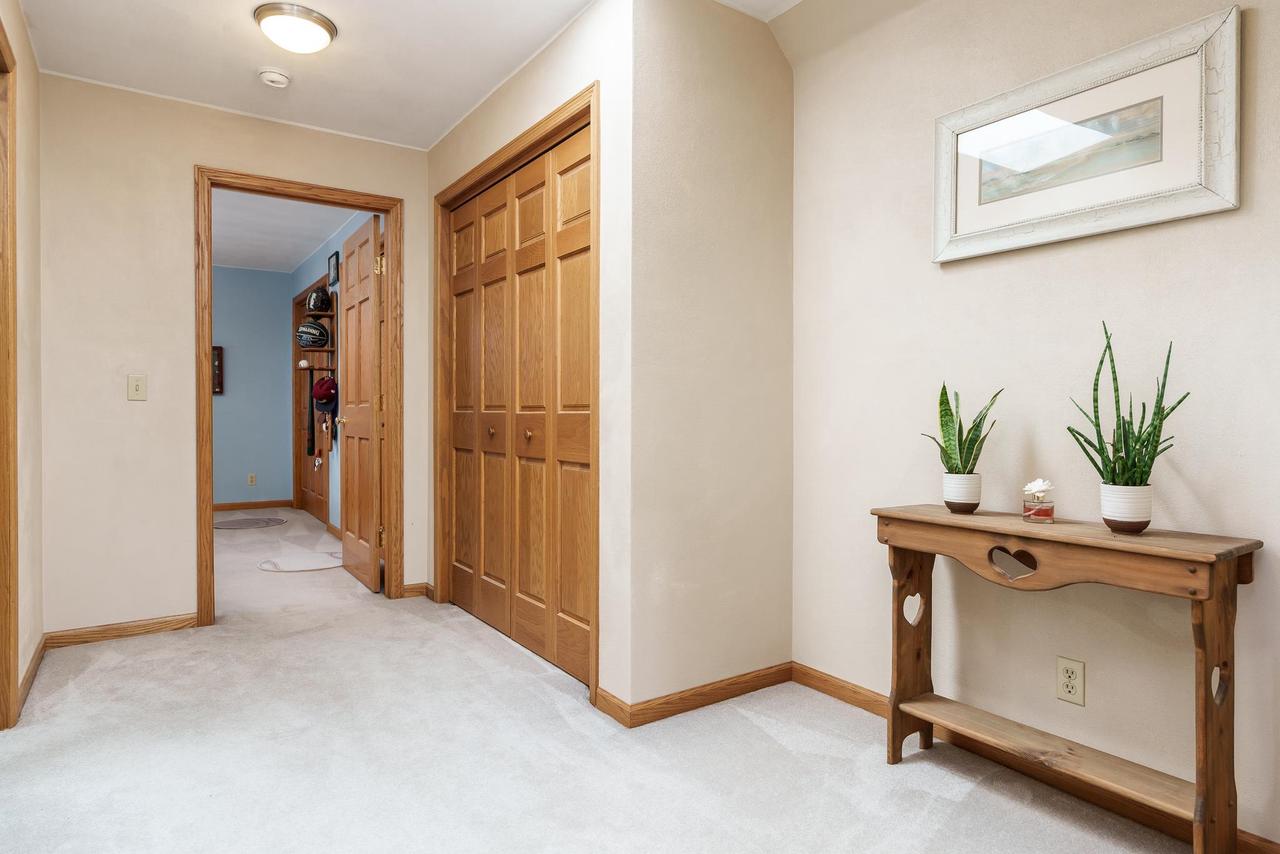 2827 South Waterford Court