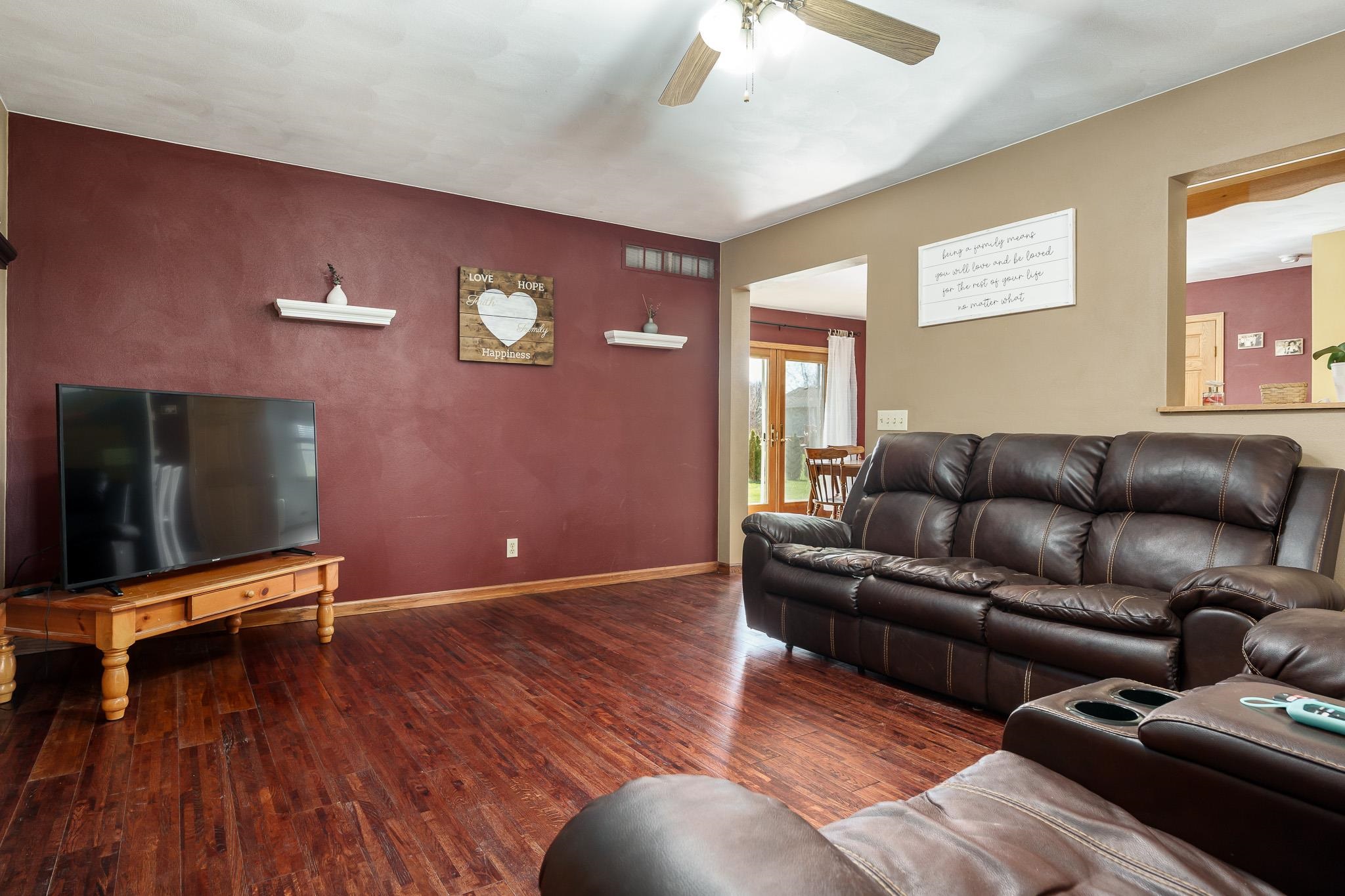 2827 S Waterford Court