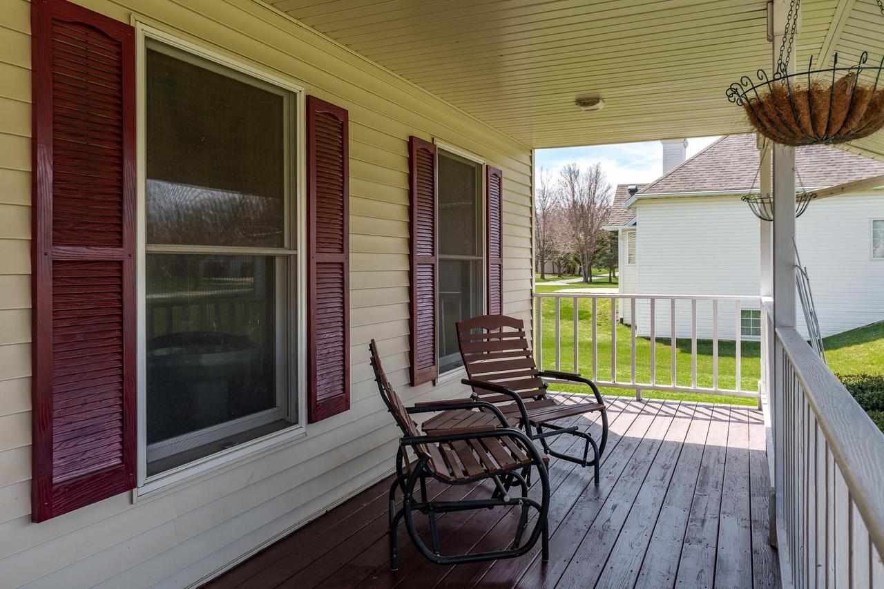 2827 South Waterford Court