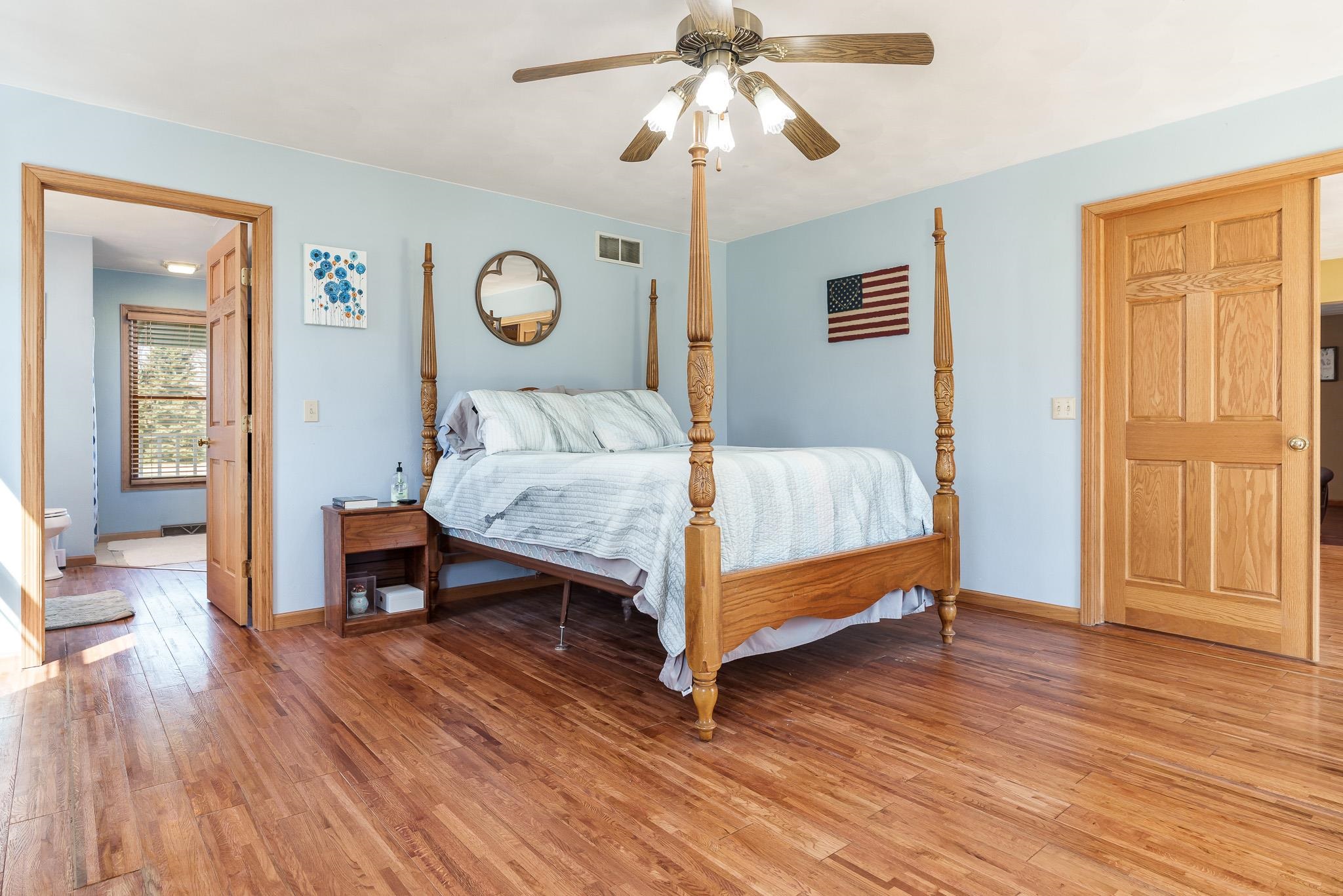 2827 S Waterford Court