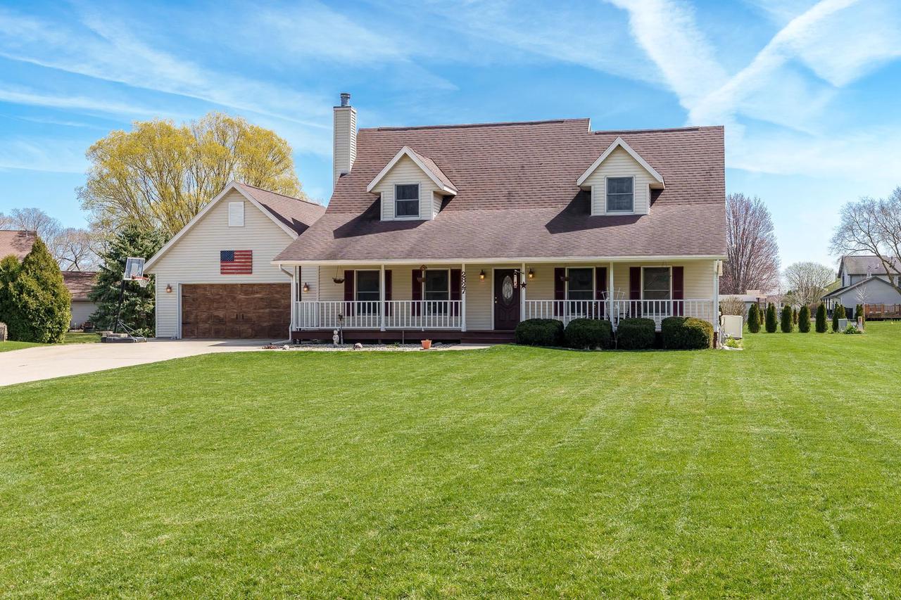 2827 South Waterford Court