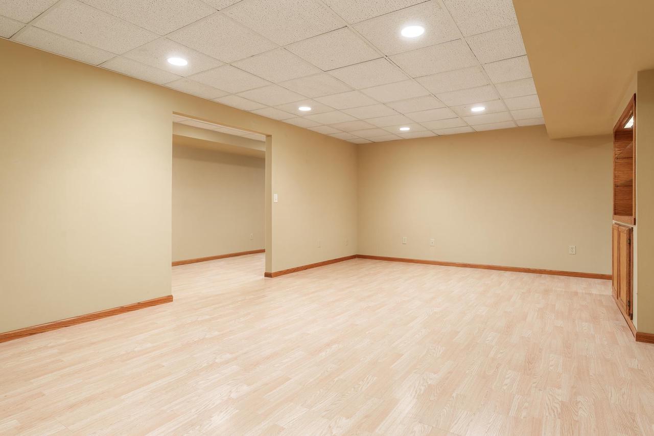 2827 South Waterford Court