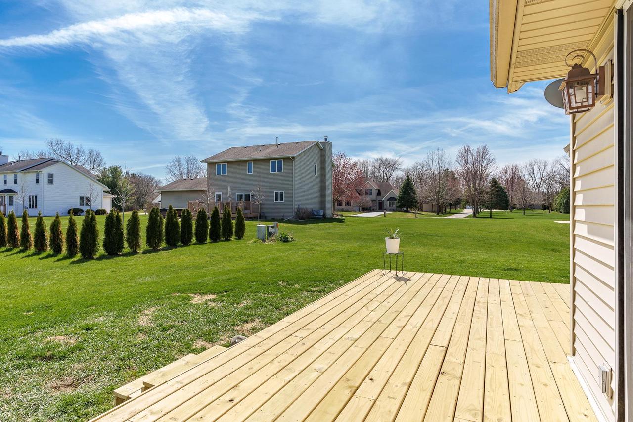 2827 South Waterford Court