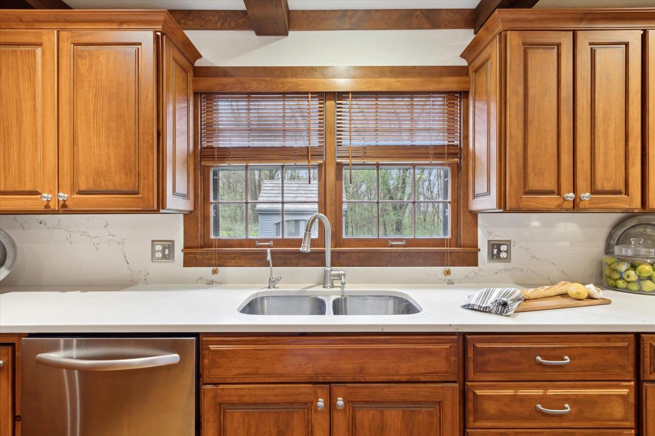 5112 East Rotamer Road