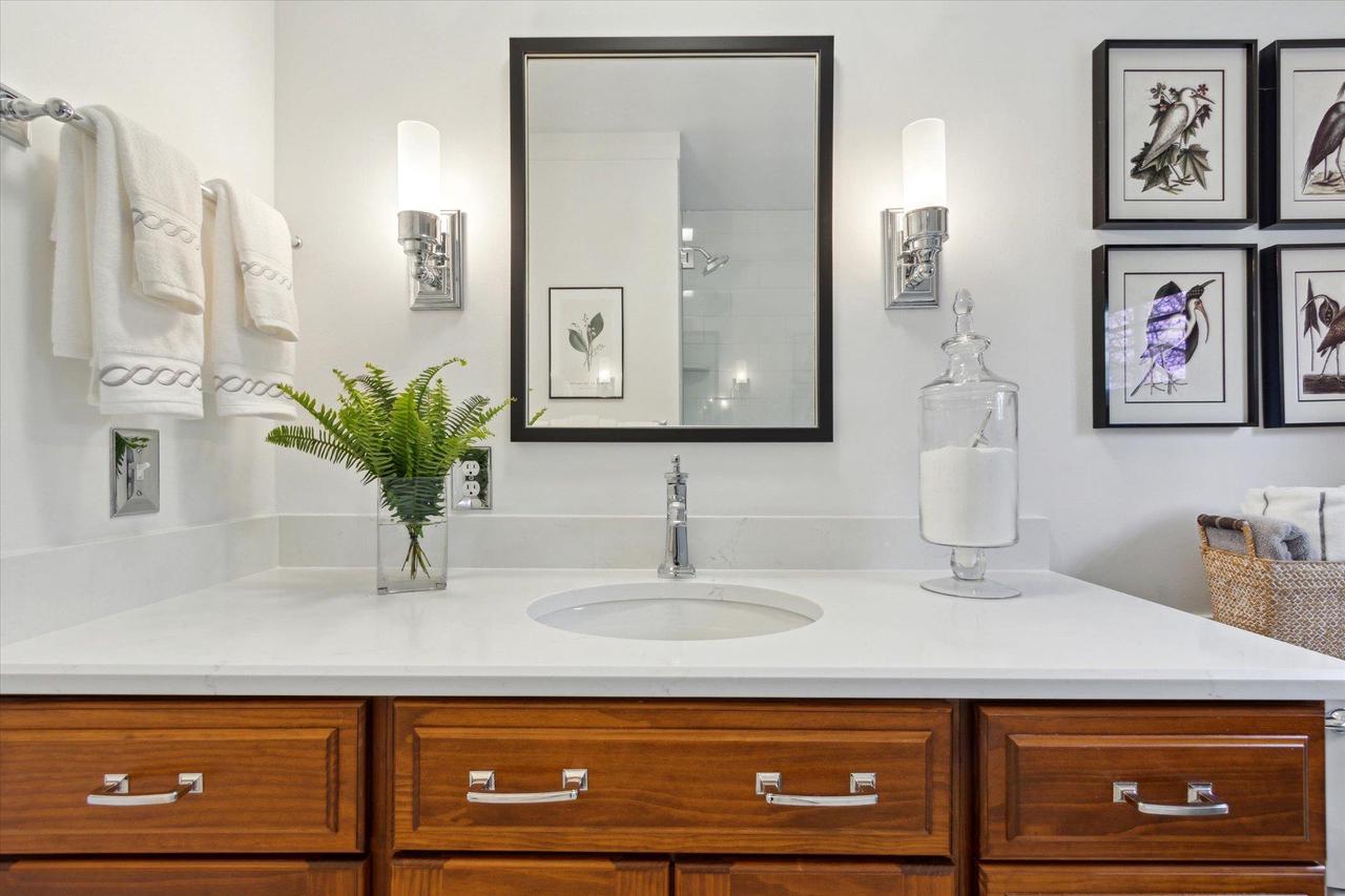 5112 East Rotamer Road