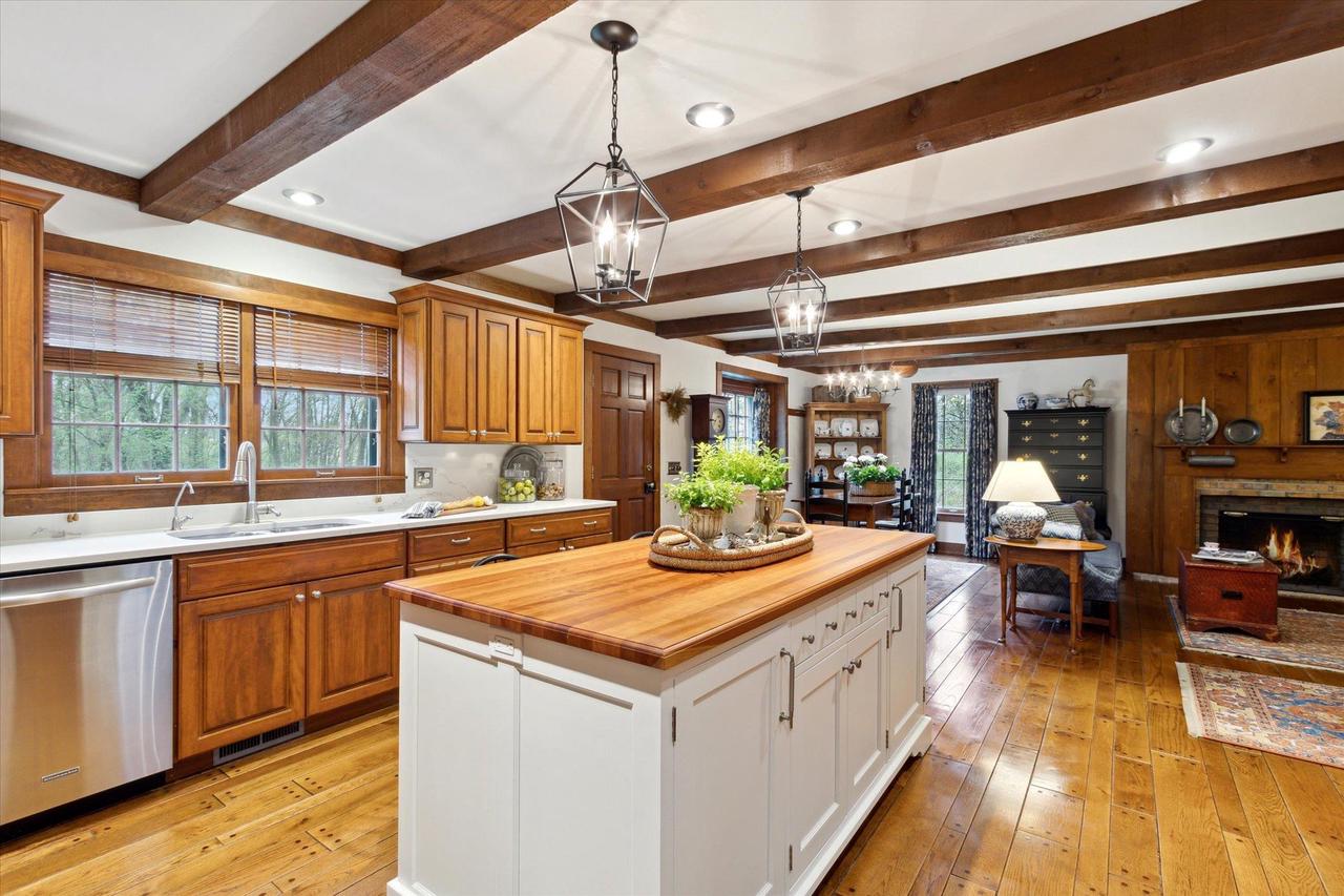 5112 East Rotamer Road