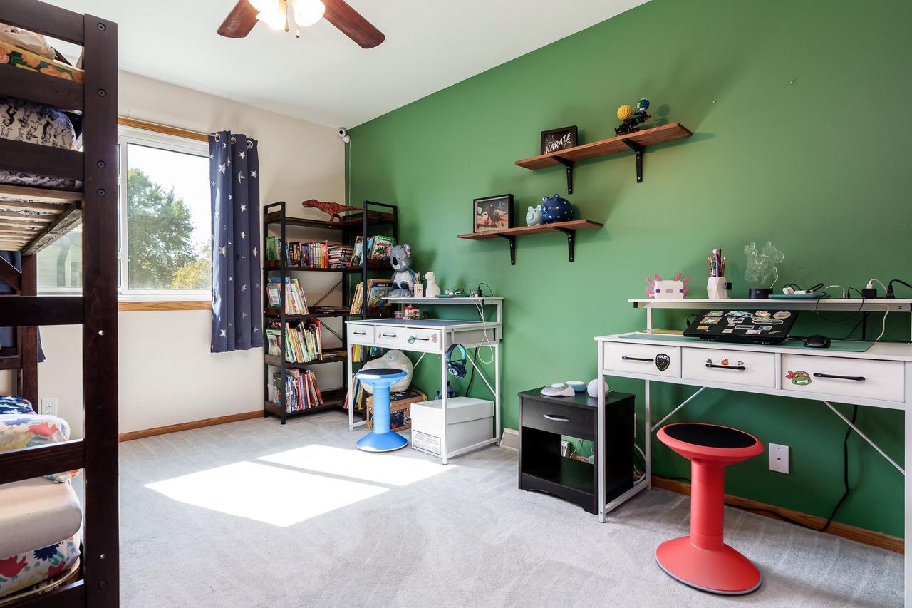 1331 West Burbank Avenue