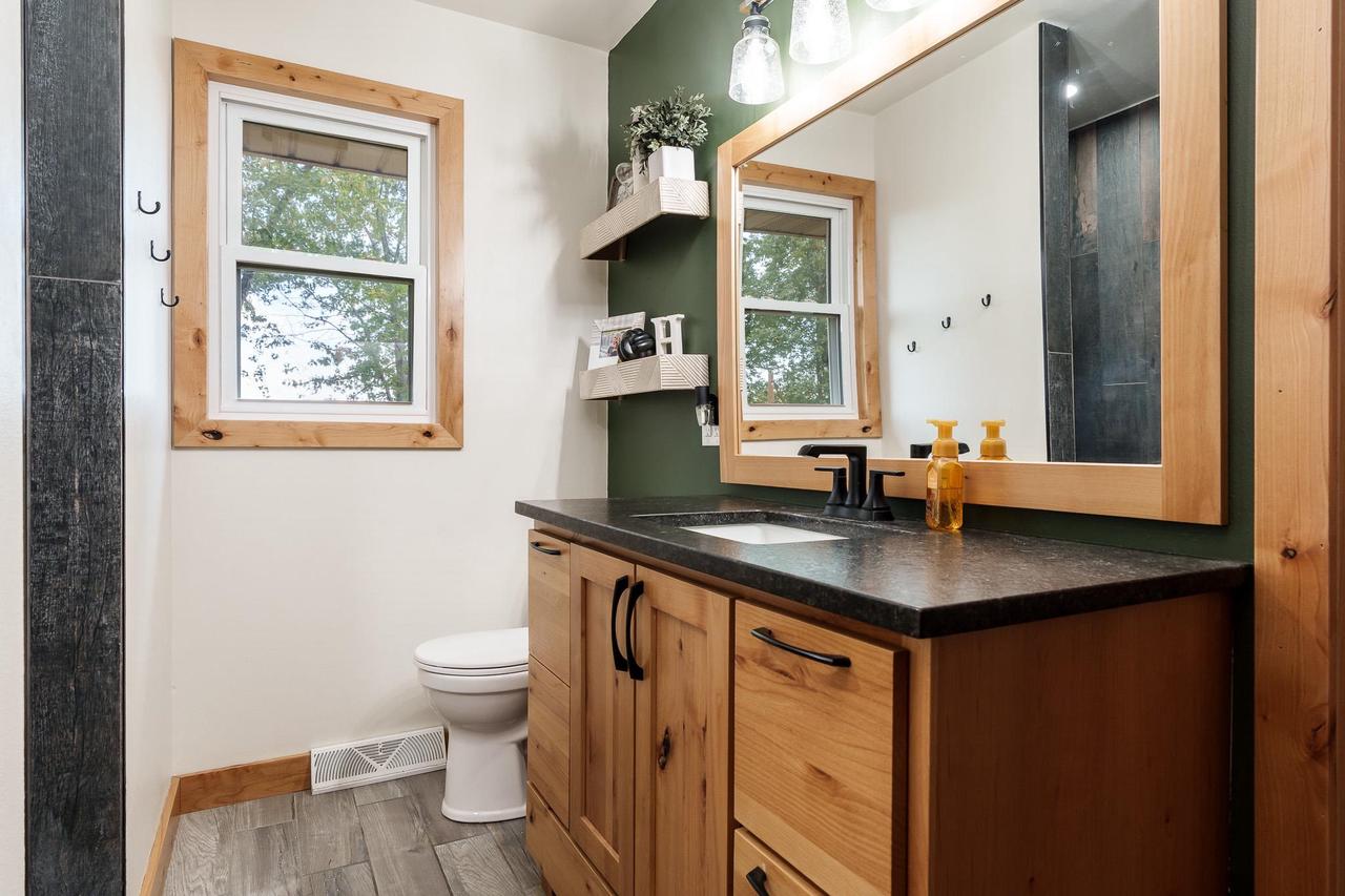 2126 North Polzin Road