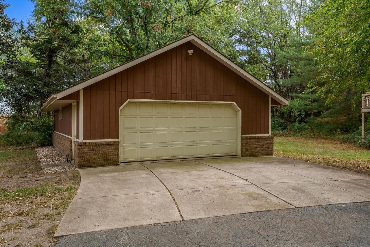 2126 North Polzin Road