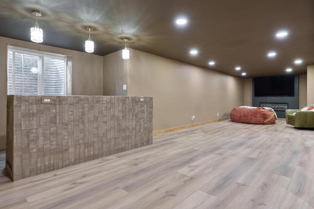 2126 North Polzin Road