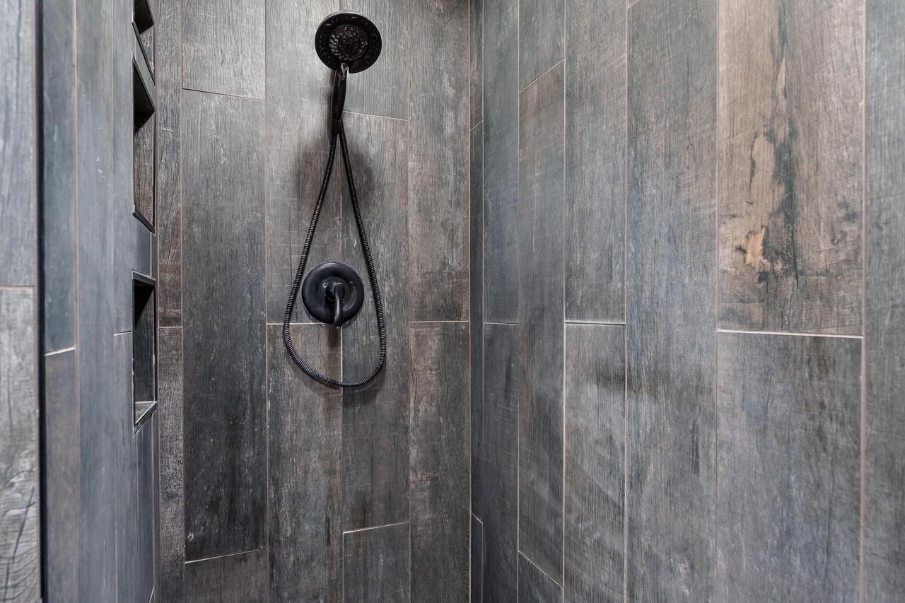 2126 North Polzin Road