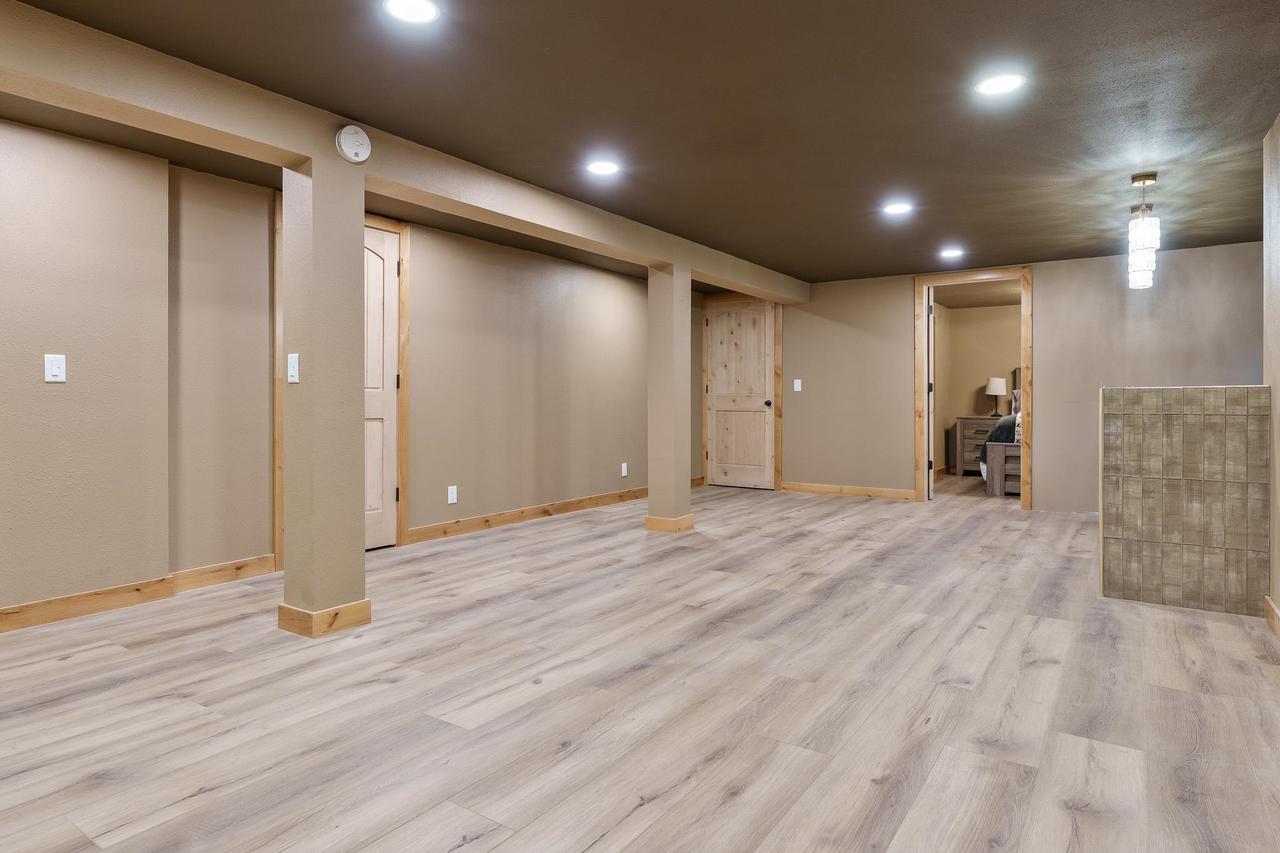 2126 North Polzin Road