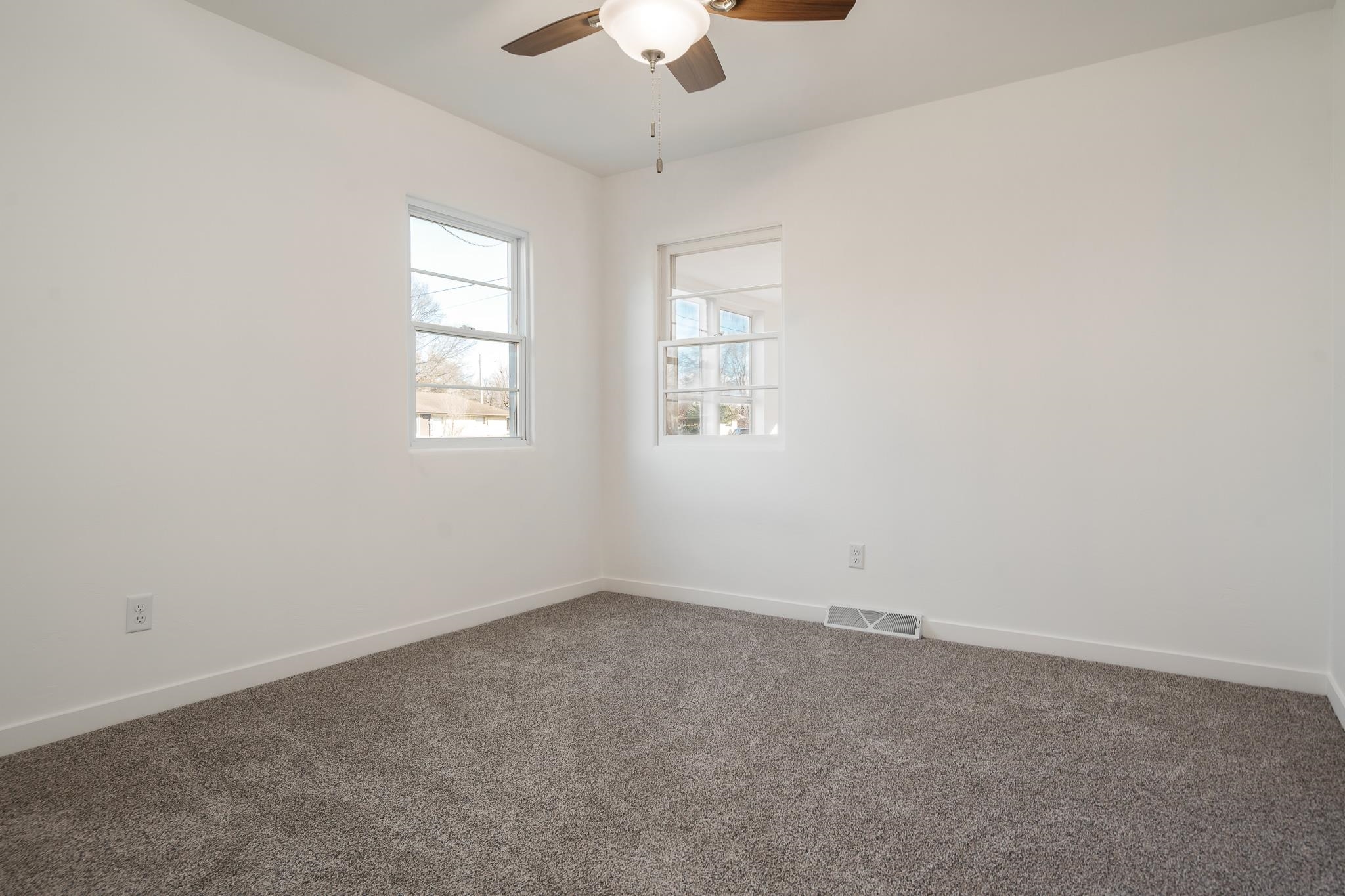 1728 Henderson Avenue