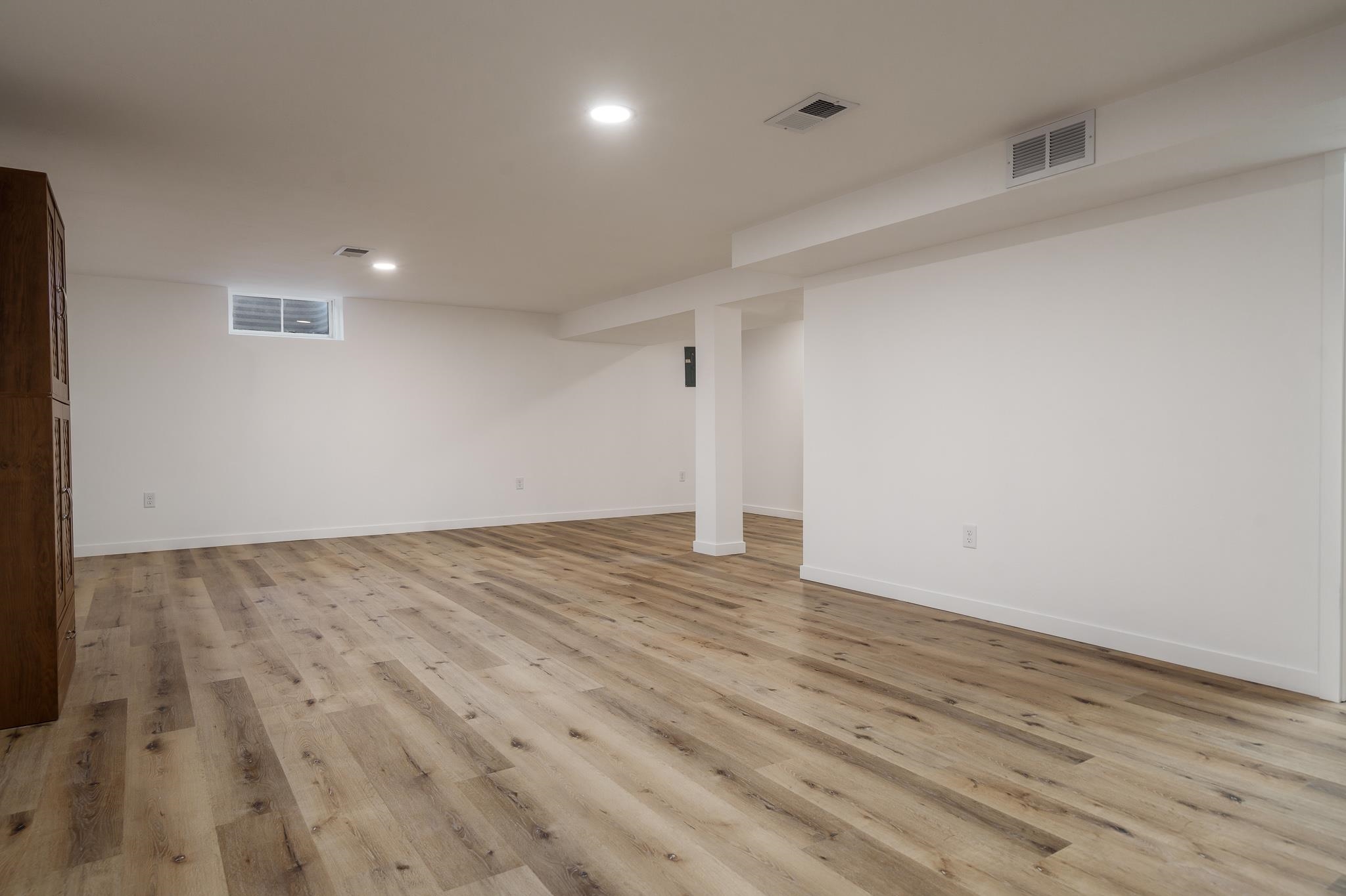 1728 Henderson Avenue