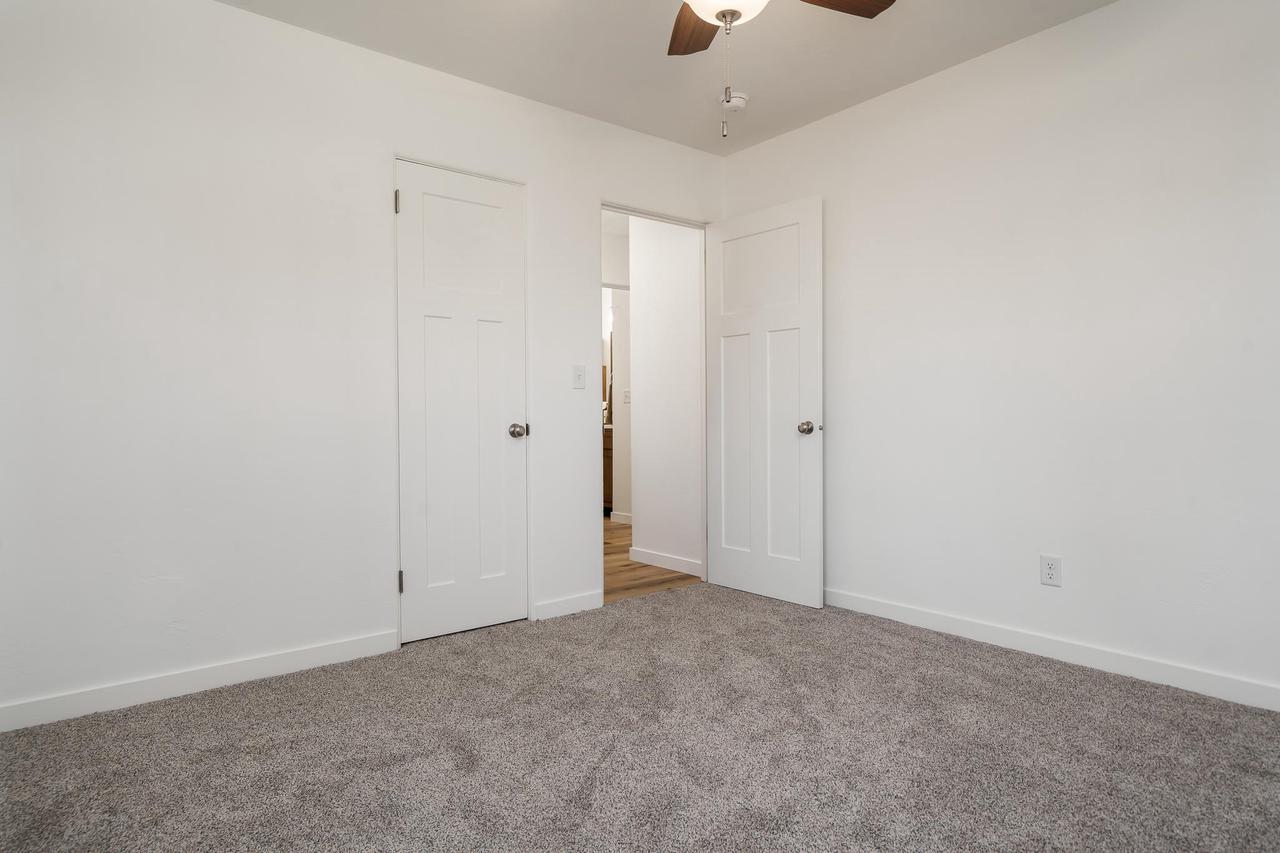 1728 Henderson Avenue