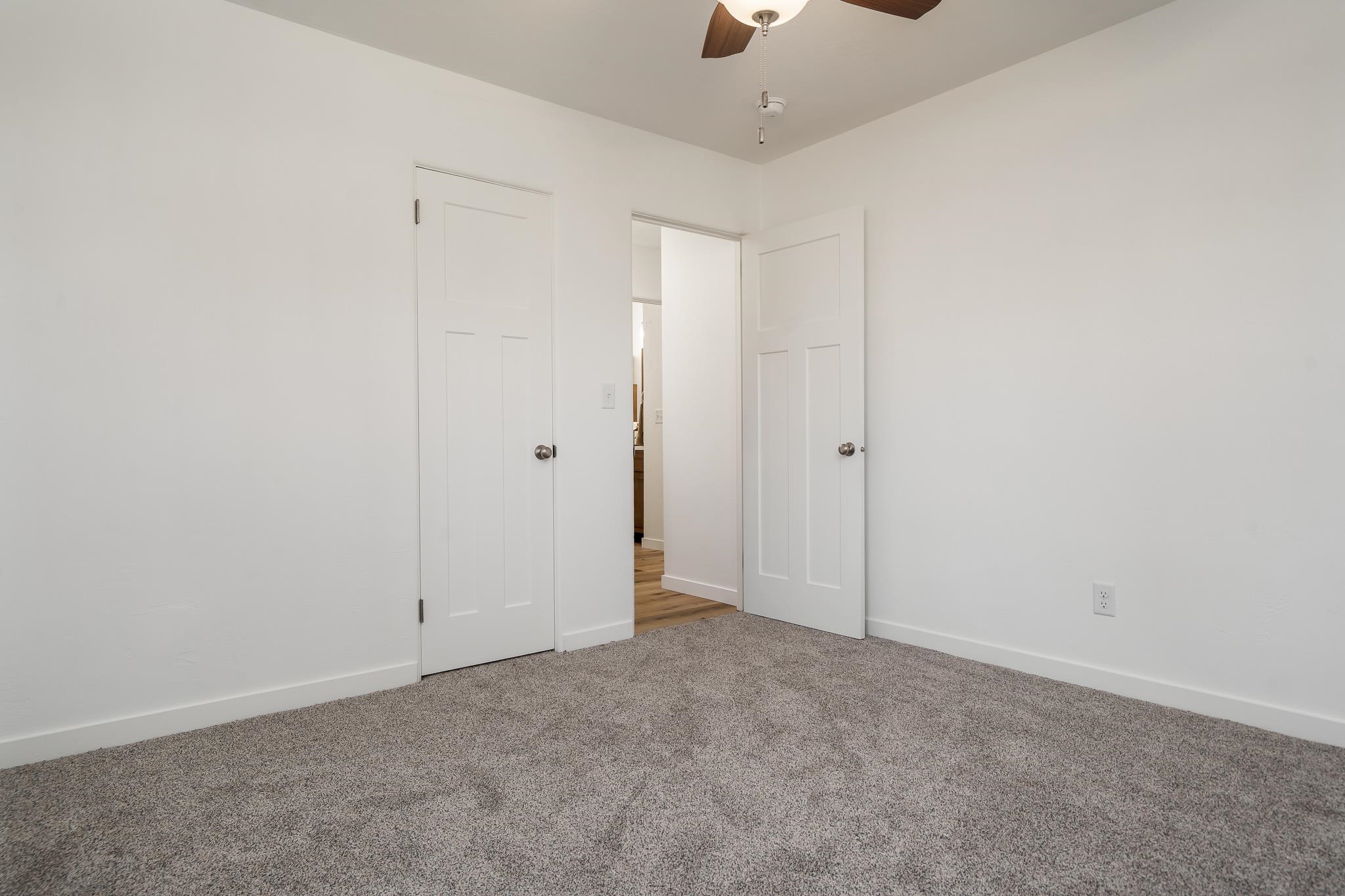 1728 Henderson Avenue