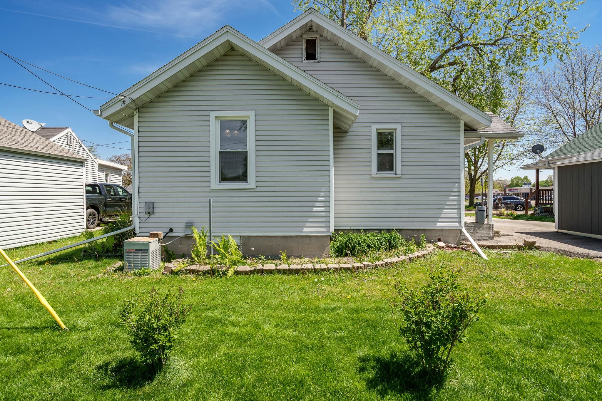 1413 Woodman Road