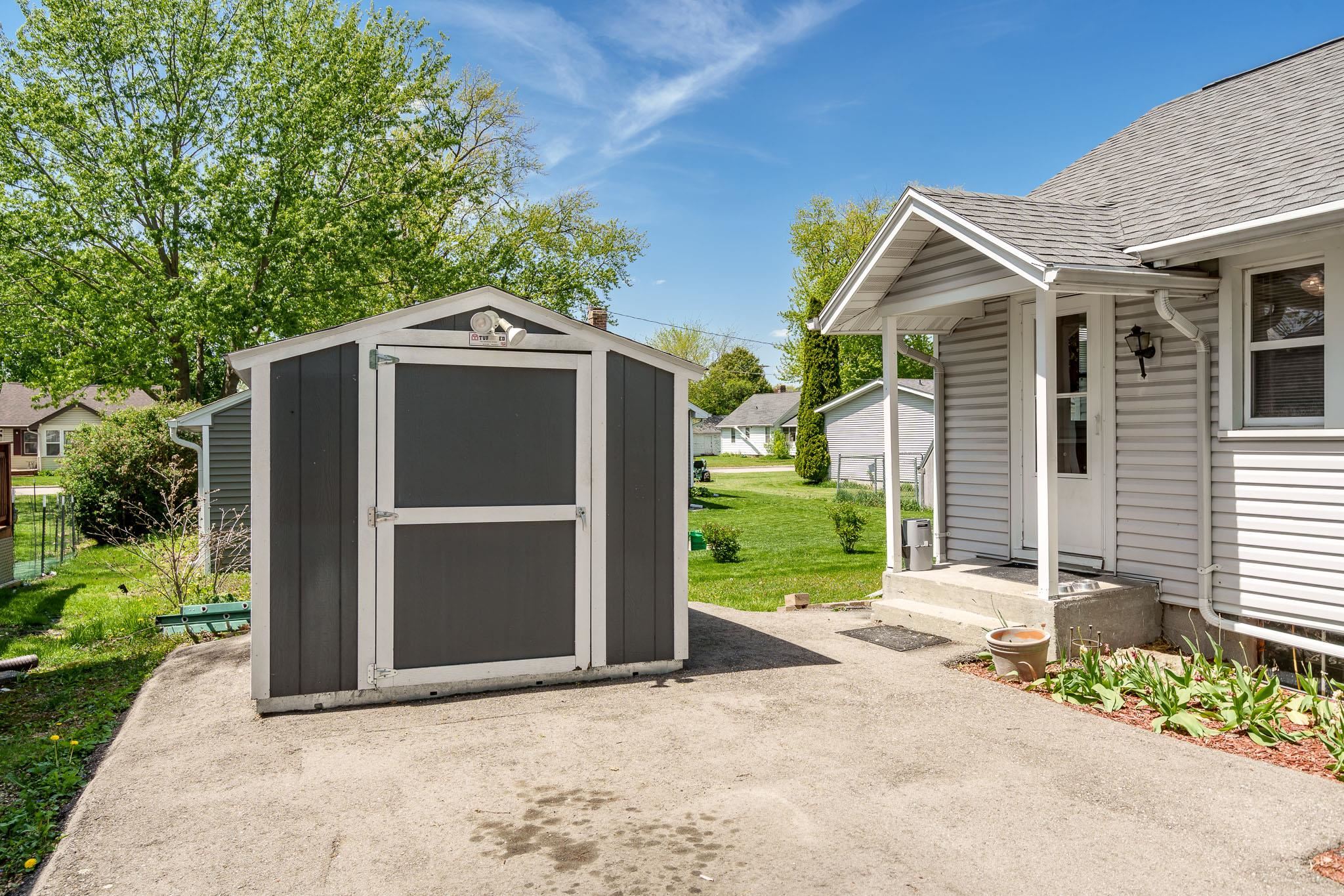 1413 Woodman Road