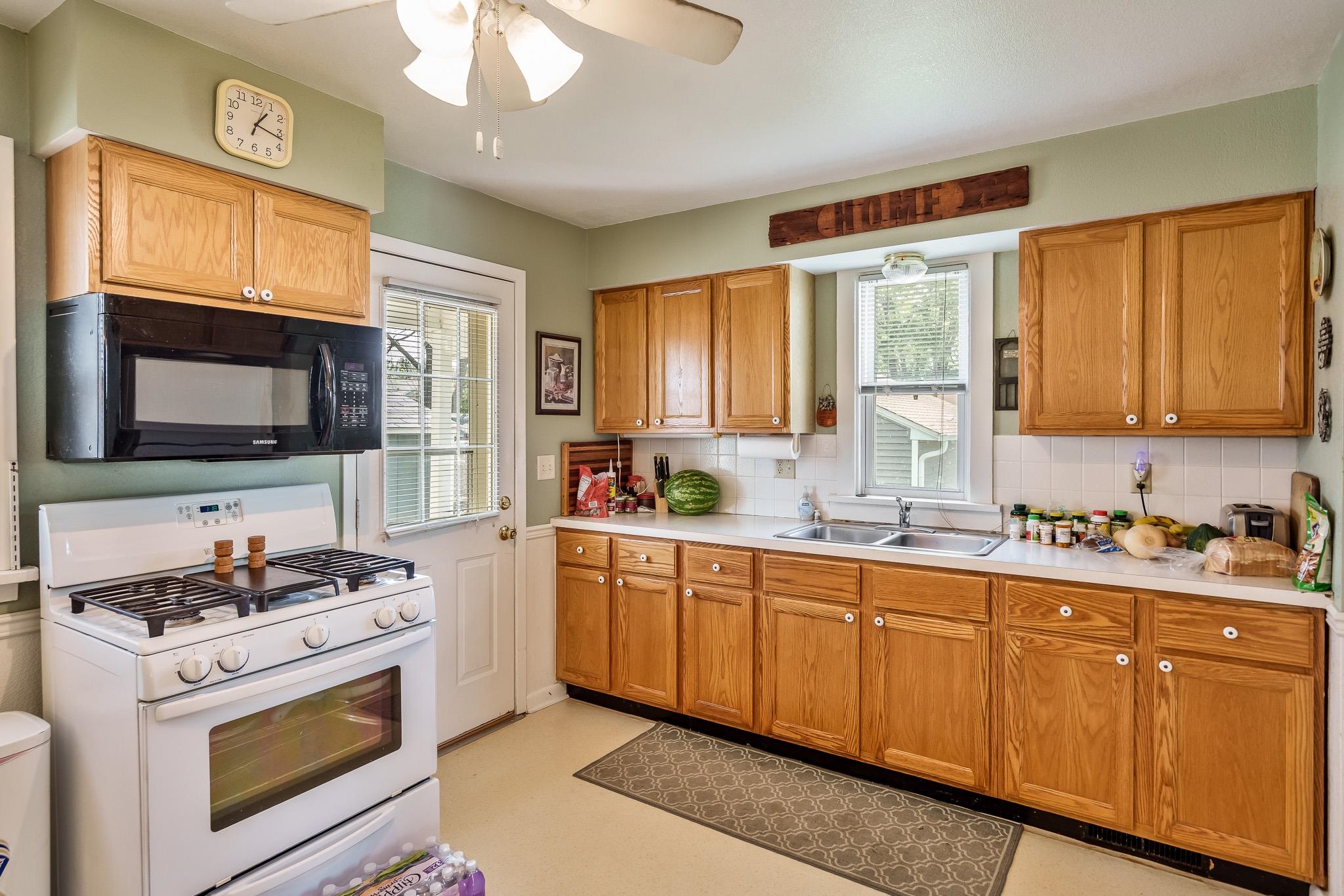 1413 Woodman Road