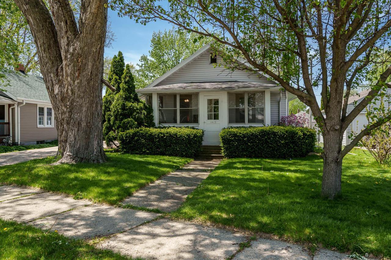 1413 Woodman Road