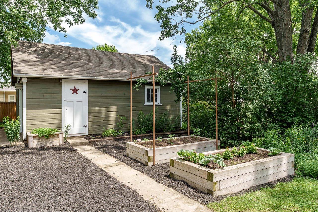 905 4th Street