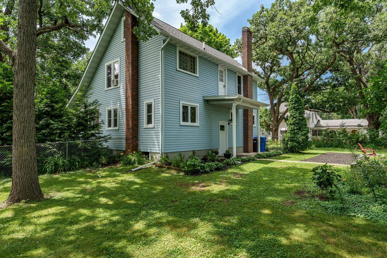 905 4th Street