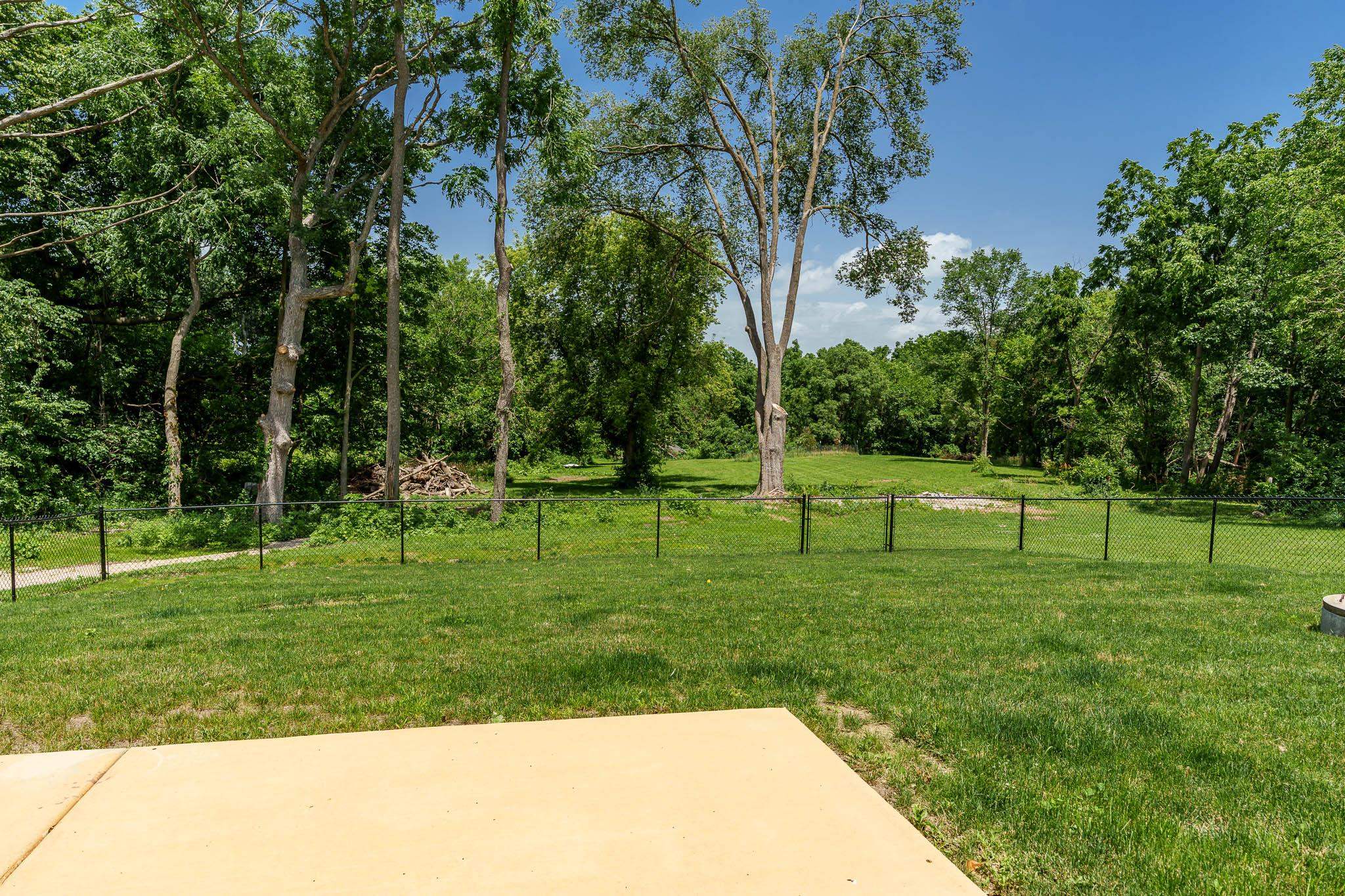 2137 W Creedy Road