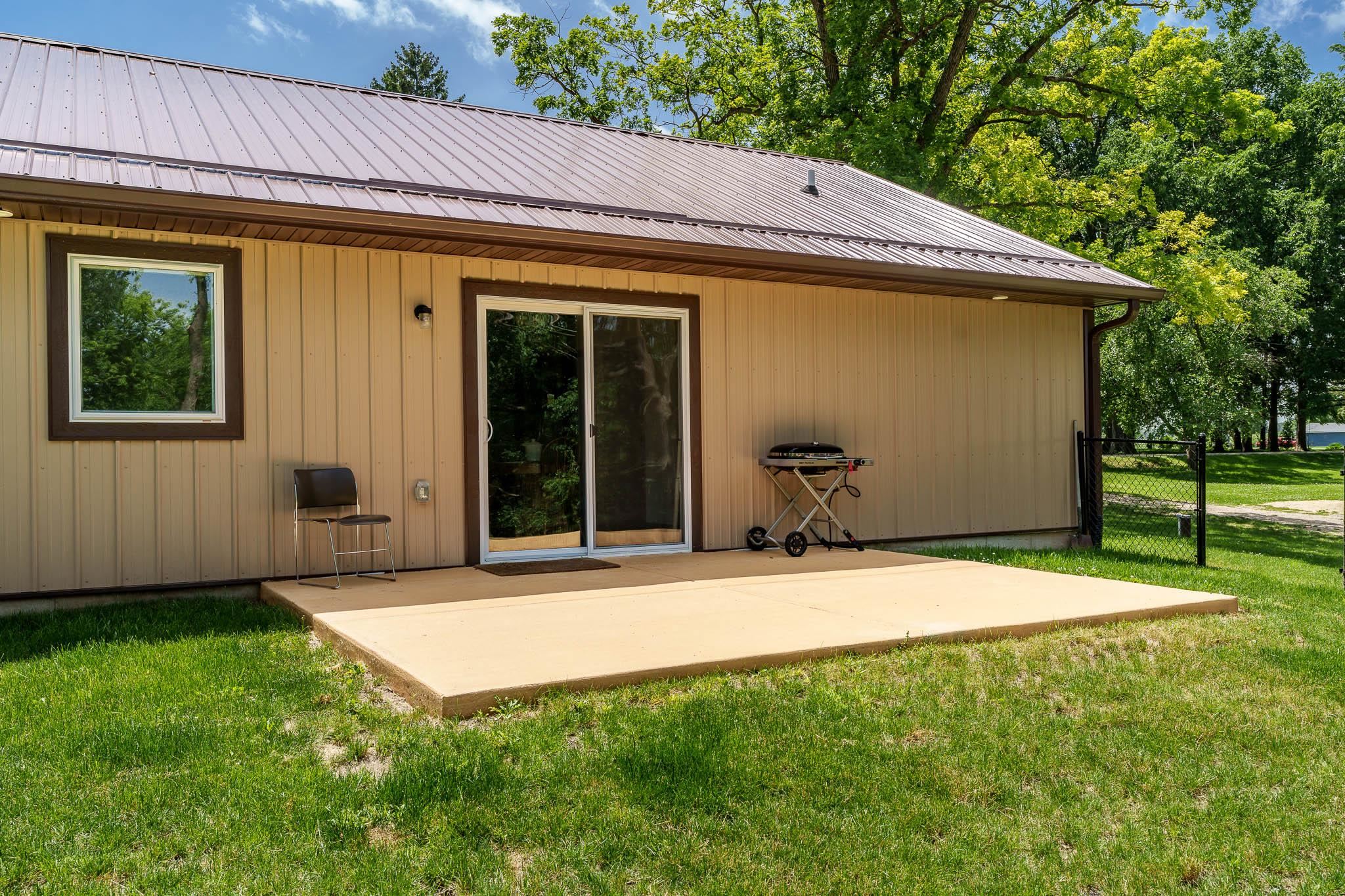 2137 W Creedy Road